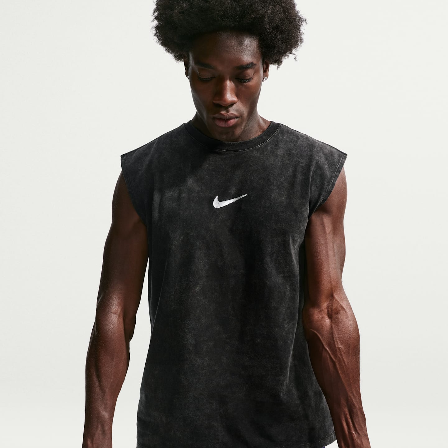 Мужская тренировочная футболка Nike без рукавов, цвет: Чёрный — фото 2