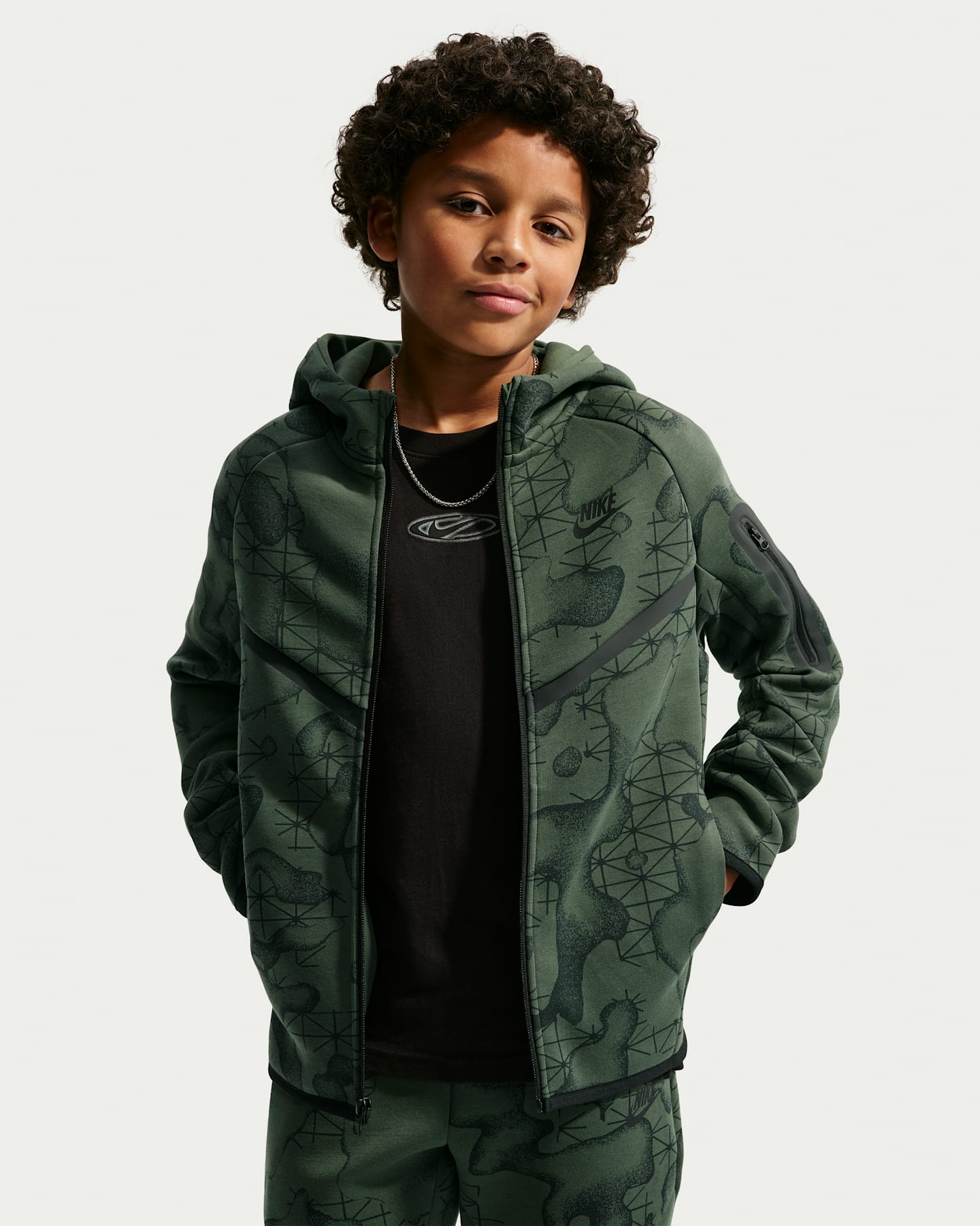 Худи Nike Tech Fleece Full-Zip для мальчиков, цвет: Камуфляжный зелёный / Чёрный — фото 6