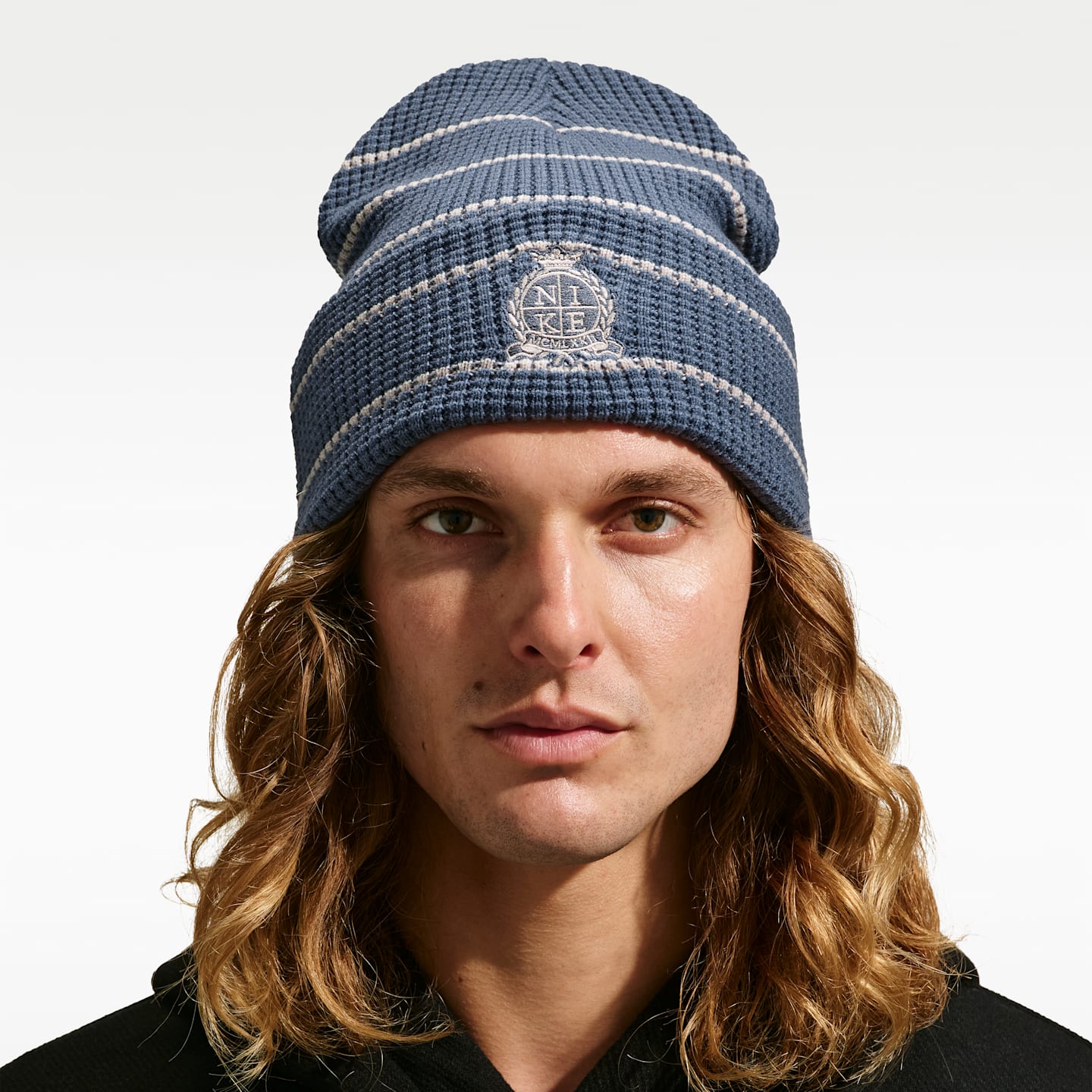 Мужская шапка Nike Peak Tall-Cuff Club Beanie, цвет: Синий — фото 1