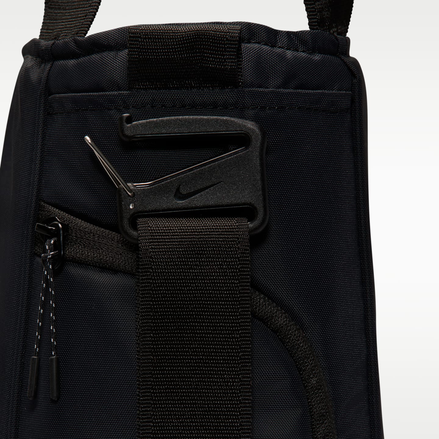 Женская сумка Nike Commute (20L), цвет: Чёрный / Антрацитовый — фото 11