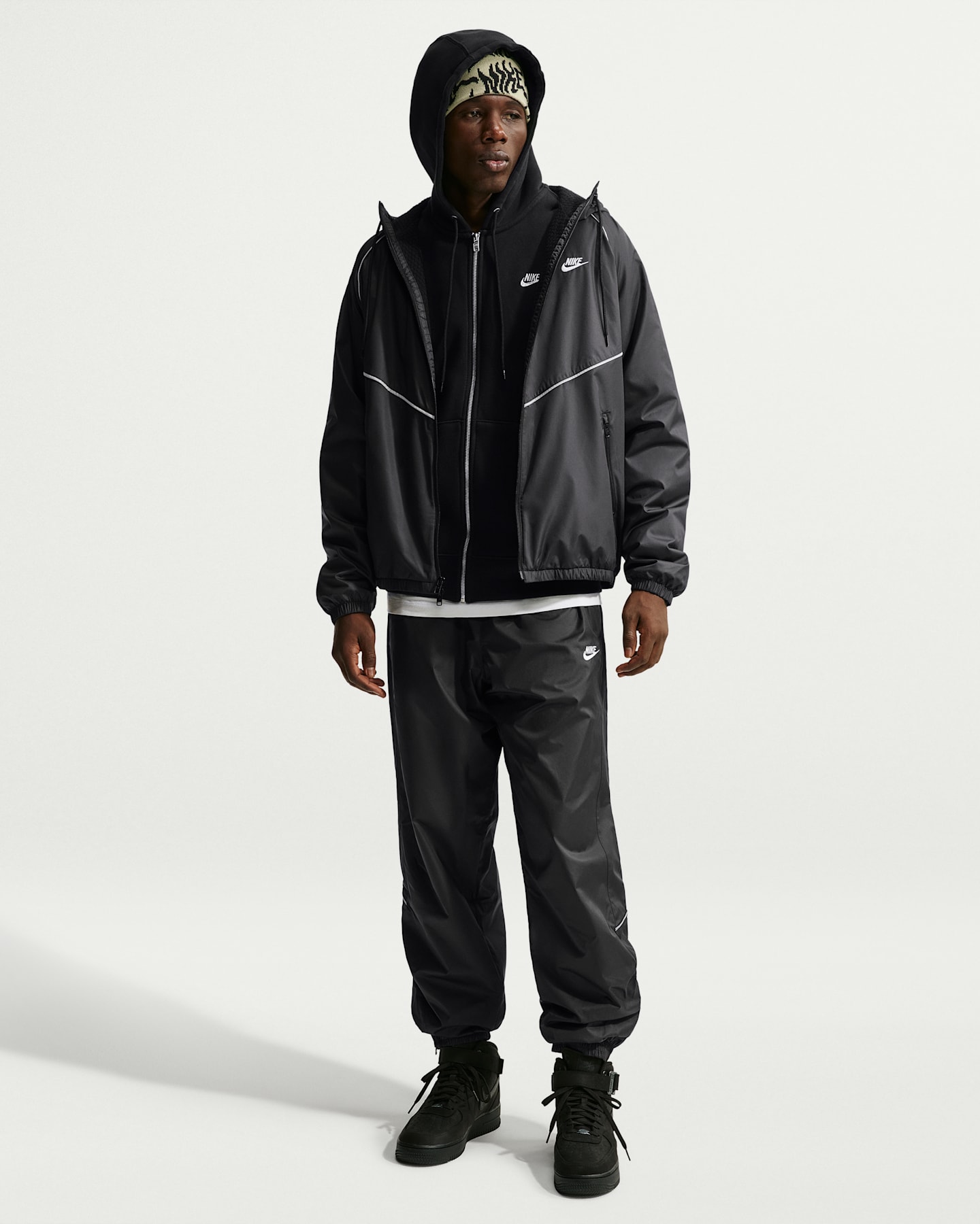 Мужские утеплённые брюки Nike Windrunner, цвет: Чёрный / Белый — фото 7