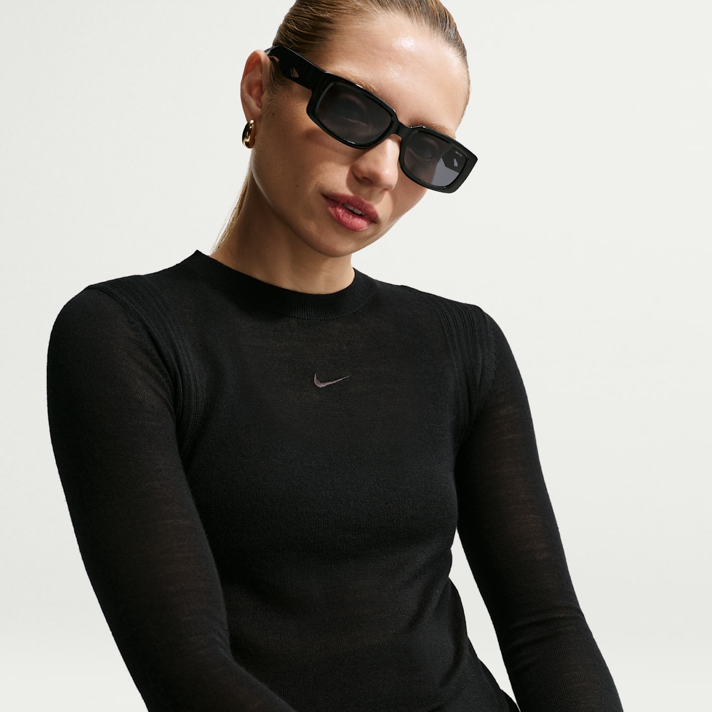 Женский топ Nike Sportswear Airreverent с длинным рукавом, цвет: Чёрный — фото 3