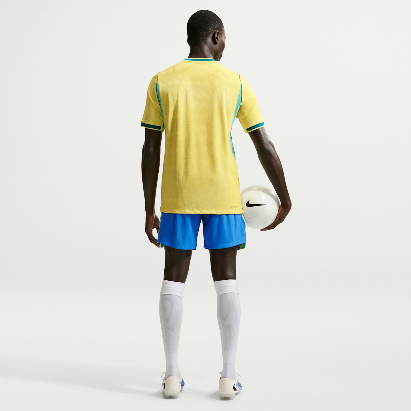 Мужские футбольные шорты Nike Brazil 2026 Match Home Aero-FIT Authentic, цвет: Светлый синий / Белый — фото 5