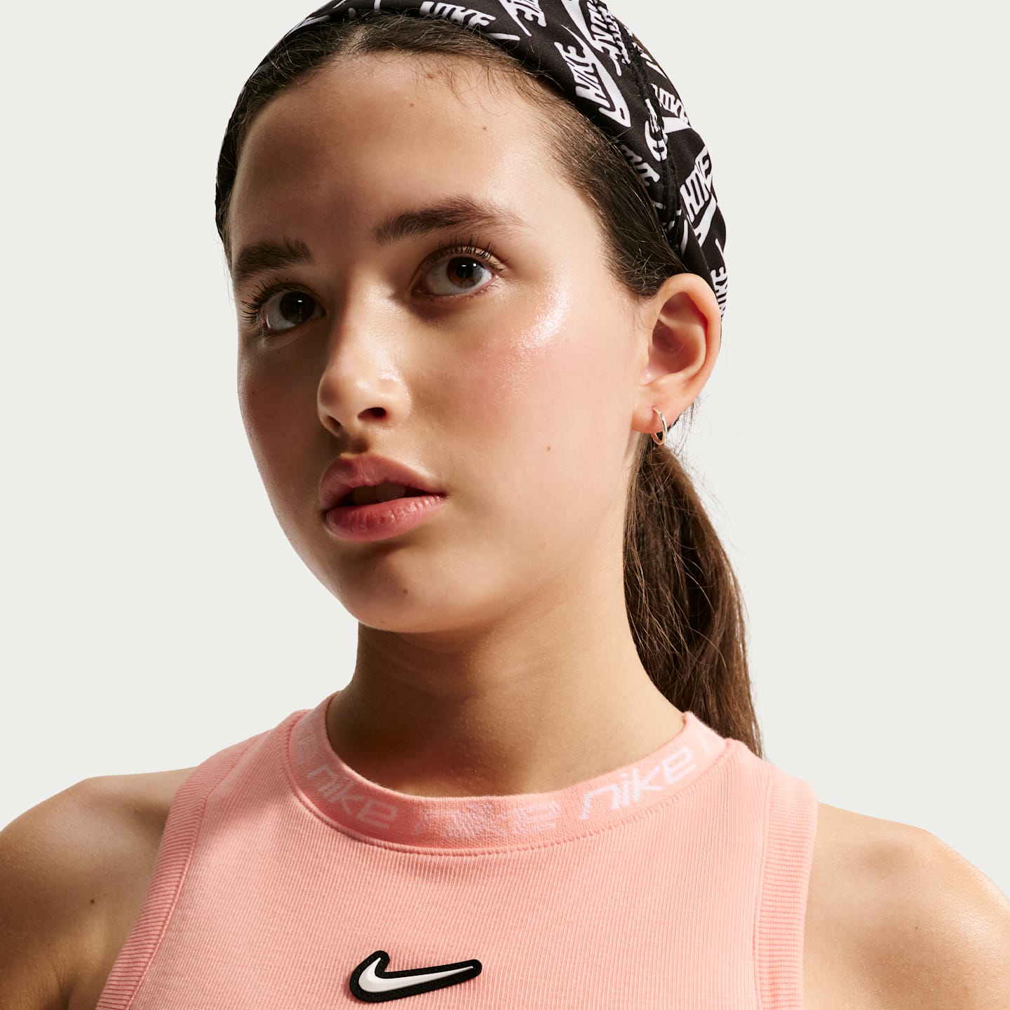 Детская майка для девочек Nike Sportswear Dri-FIT, цвет: Оранжевый — фото 3