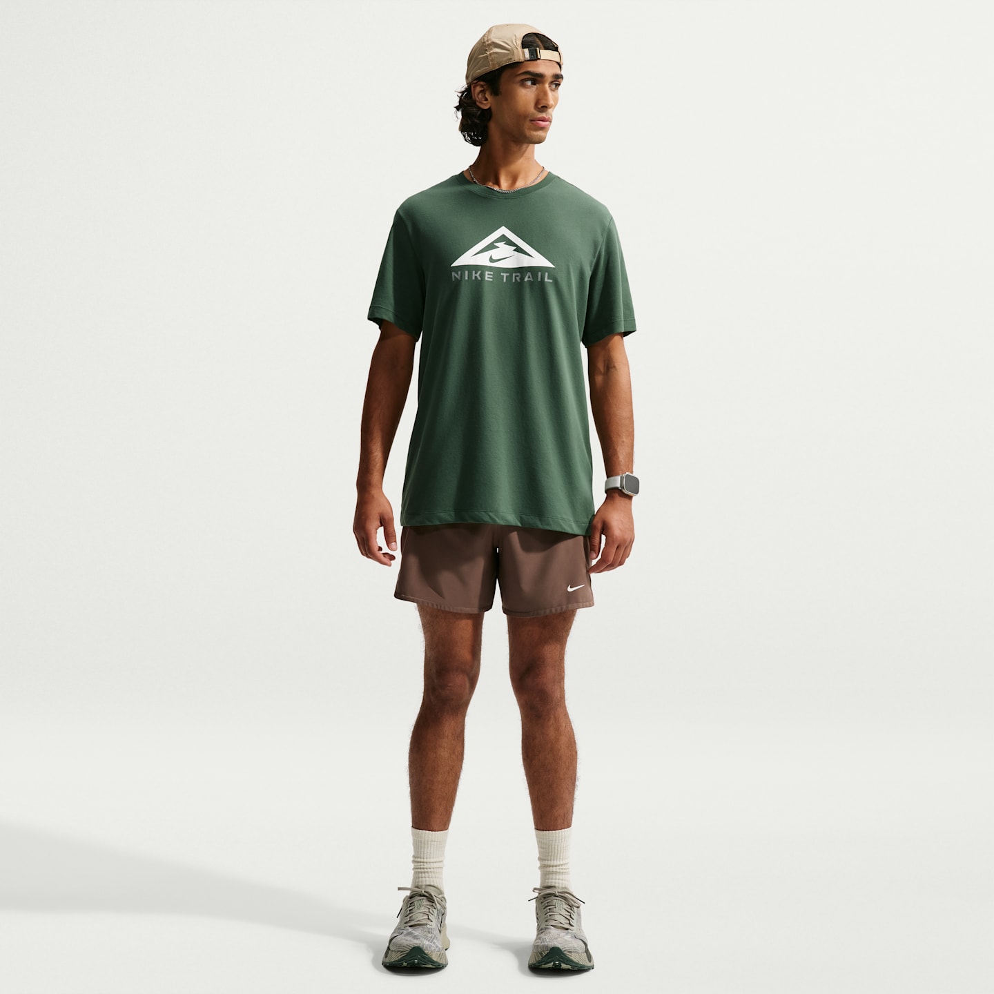 Мужская футболка Nike Dri-FIT Trail Running, цвет: Fir — фото 4