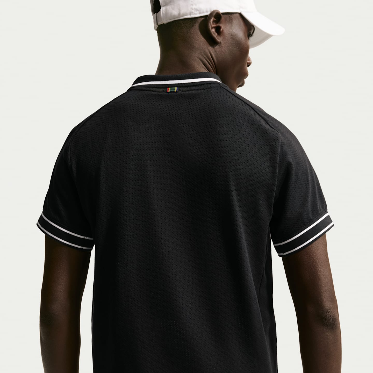 Мужское поло Nike NikeCourt Heritage Tennis Polo, цвет: Чёрный / Белый — фото 2