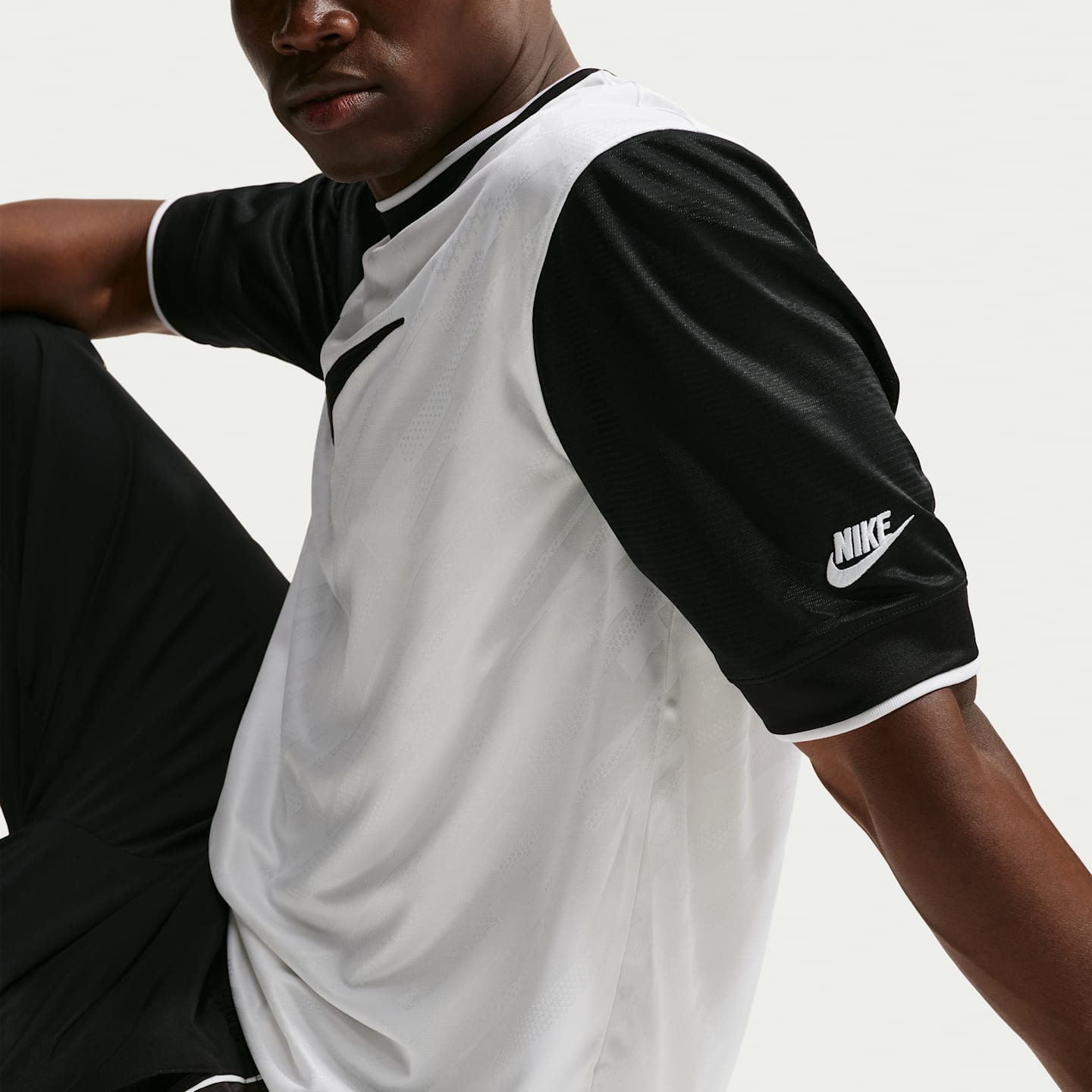Мужской топ Nike Premier Dri-FIT Soccer Loose Jersey, цвет: Белый / Чёрный — фото 3