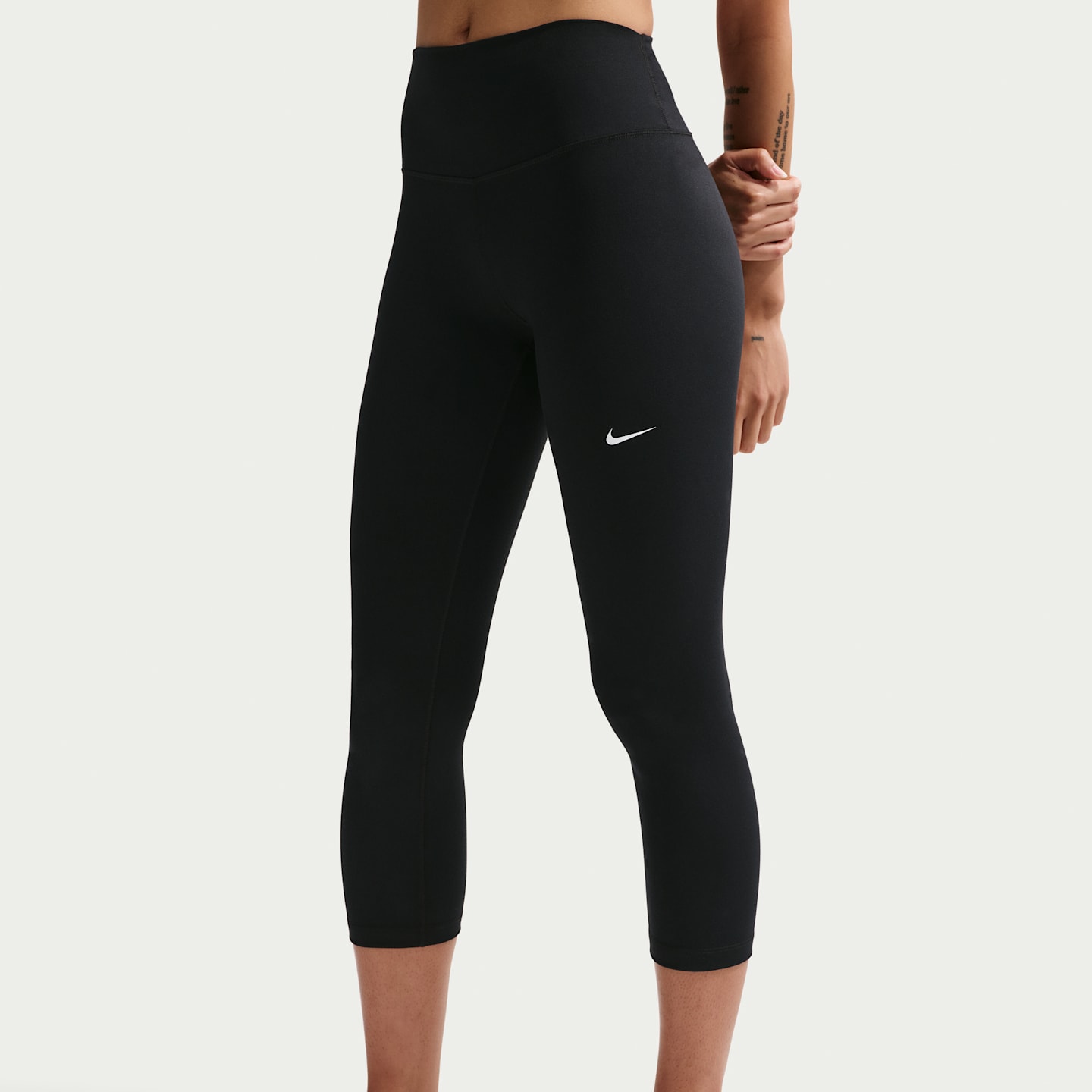 Женские леггинсы Nike One High-Waisted Crop Leggings, цвет: Чёрный / Белый — фото 2