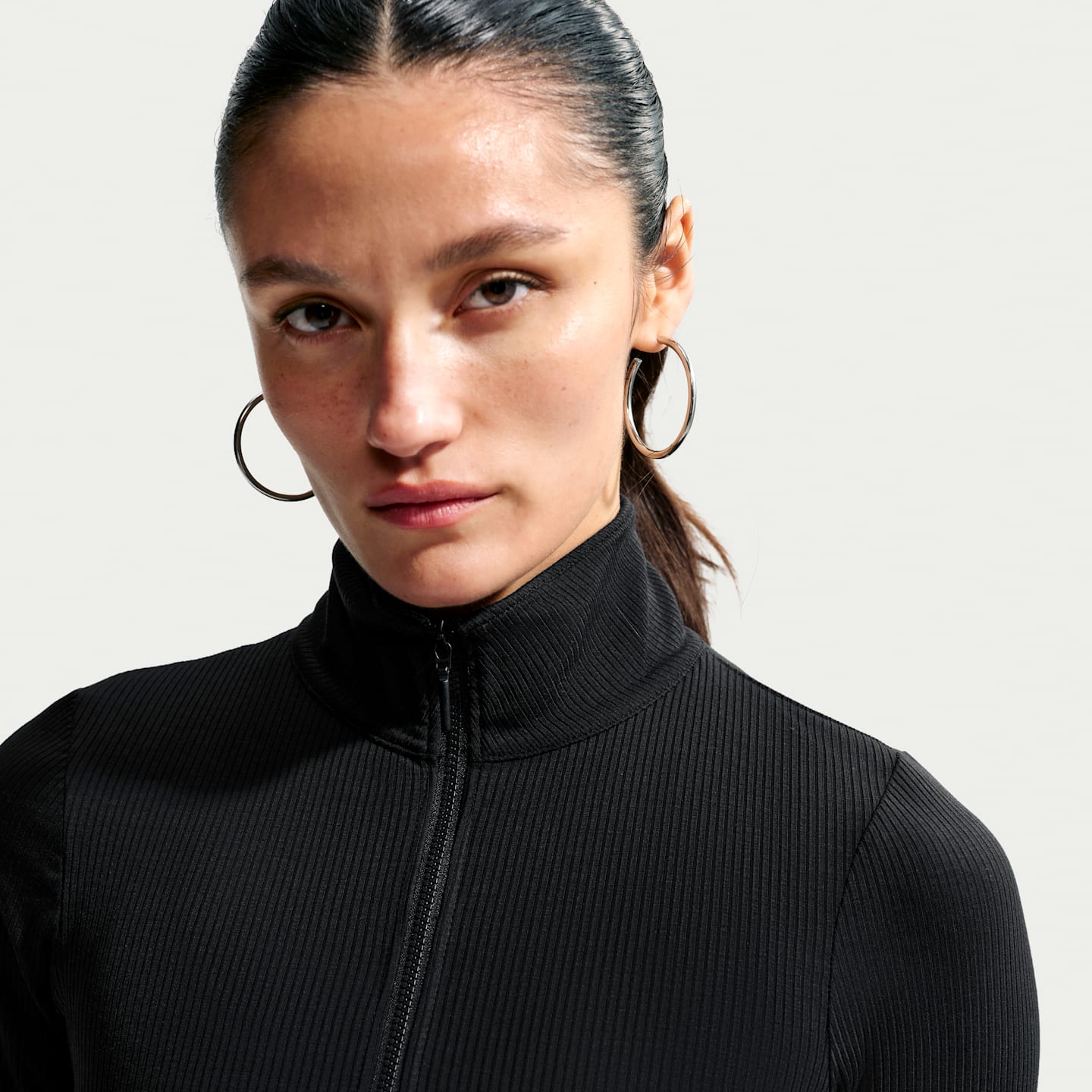 Женский облегающий топ в рубчик Nike Sportswear Chill Knit на молнии 1/4, большие размеры, цвет: Чёрный / Молочный — фото 3