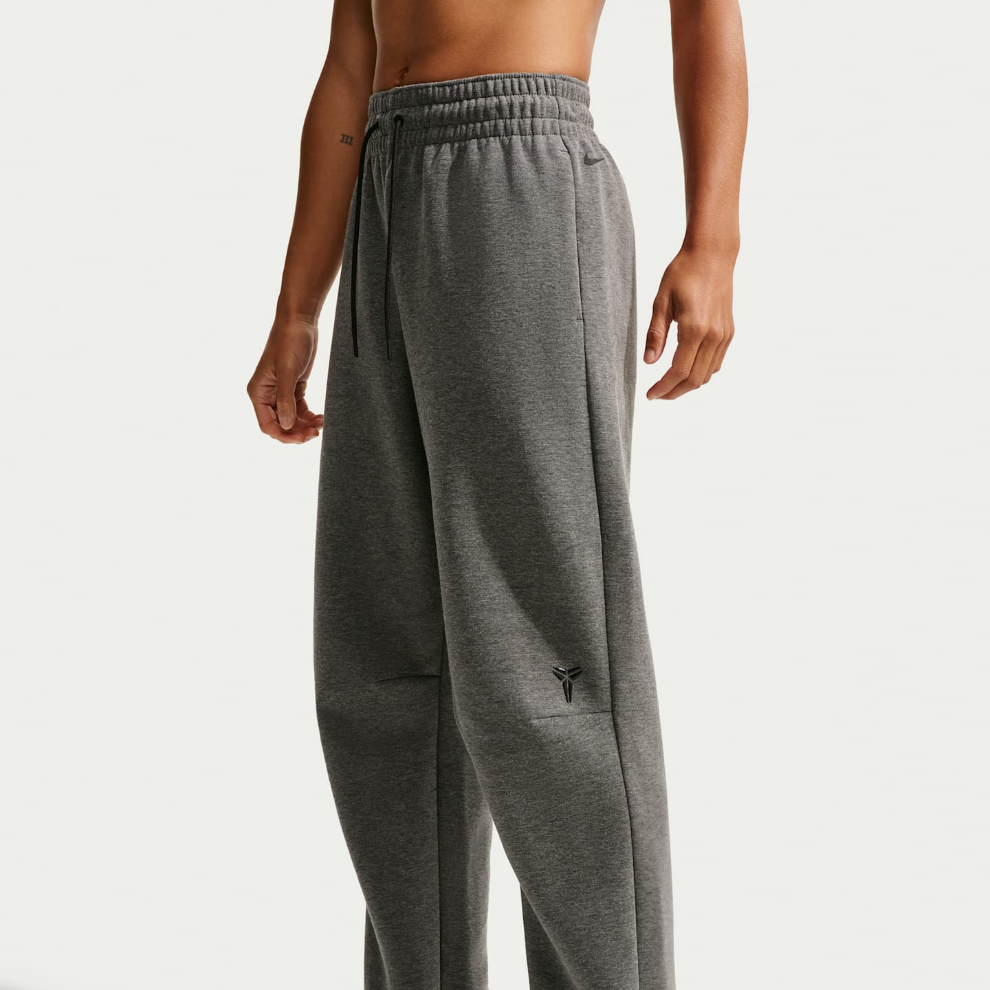 Женские баскетбольные брюки Nike Kobe Dri-FIT, цвет: Чёрный меланжевый / Чёрный — фото 2