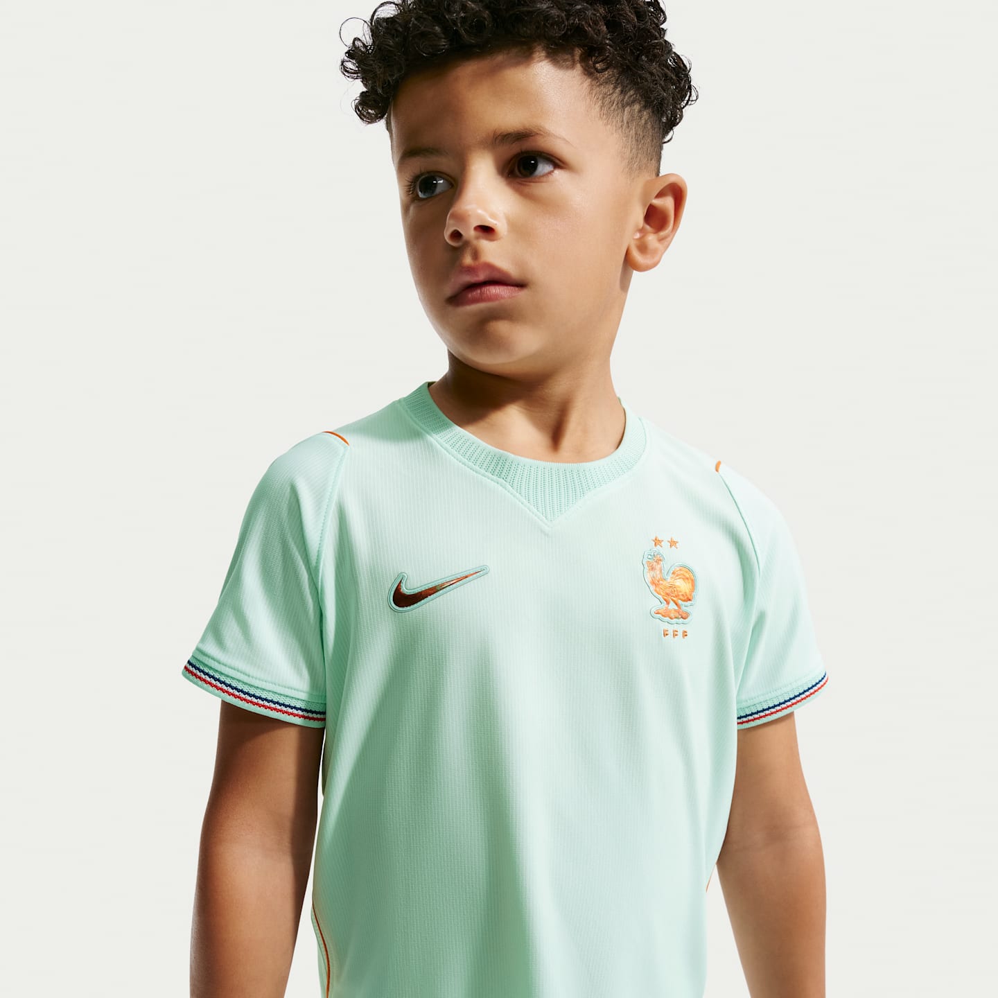 Детский футбольный комплект Nike FFF 2026 Stadium Away из 3 предметов, цвет: Igloo/Monarch/Monarch — фото 2