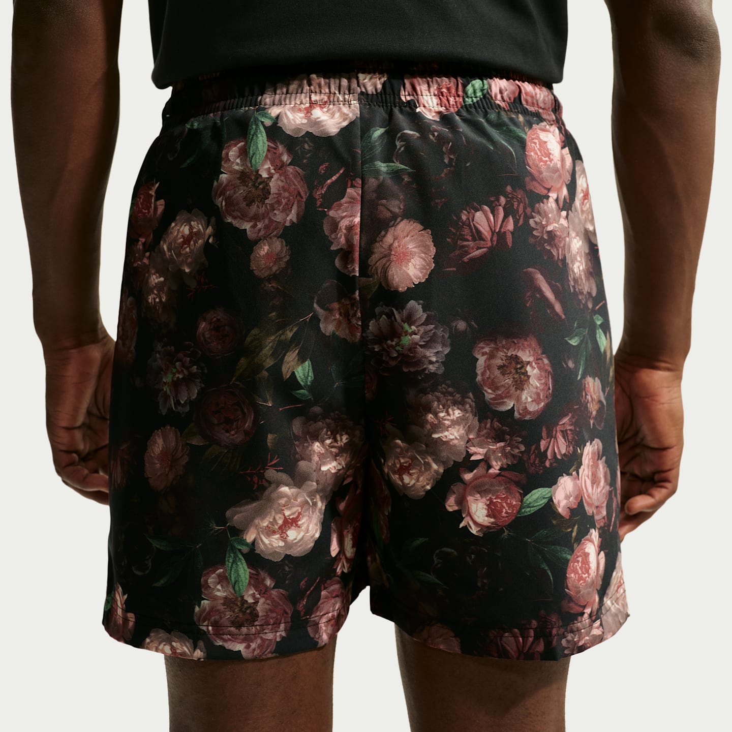 Мужские баскетбольные шорты Nike Standard Issue Dri-FIT, цвет: Чёрный / Бледная слоновая кость — фото 3