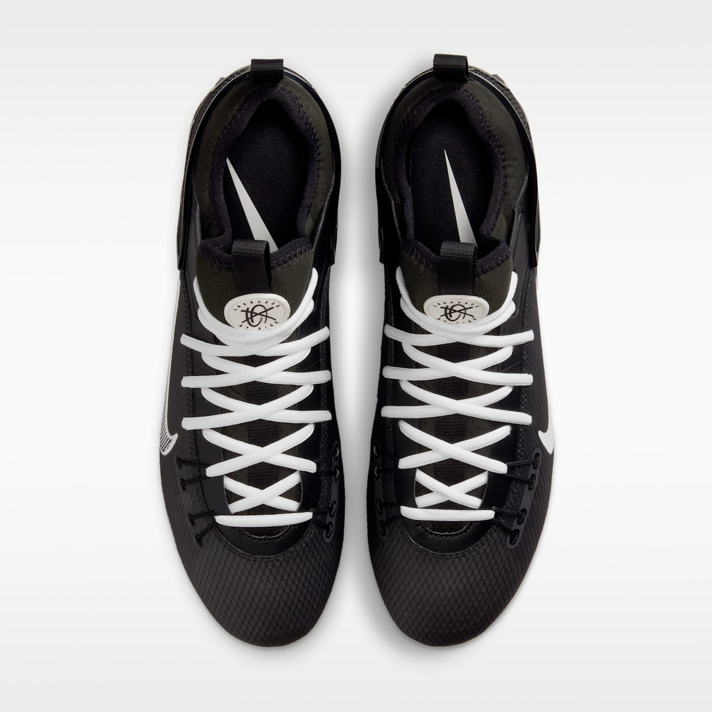 Женские бутсы Nike Huarache 9 Elite Low LAX Lacrosse, цвет: Чёрный / Белый — фото 4