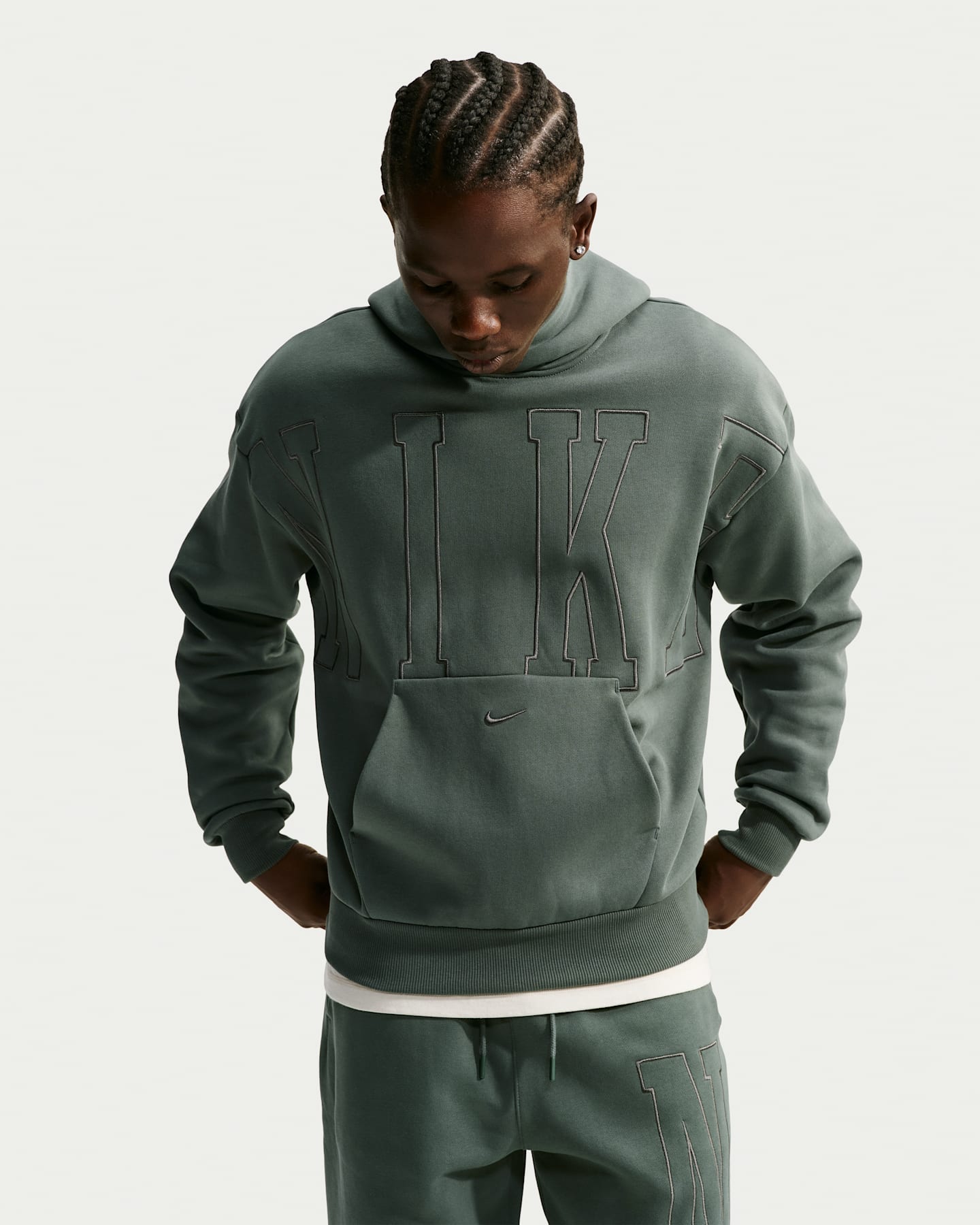 Мужское флисовое худи-пуловер Nike Solo свободного кроя, цвет: Камуфляжный зелёный — фото 8