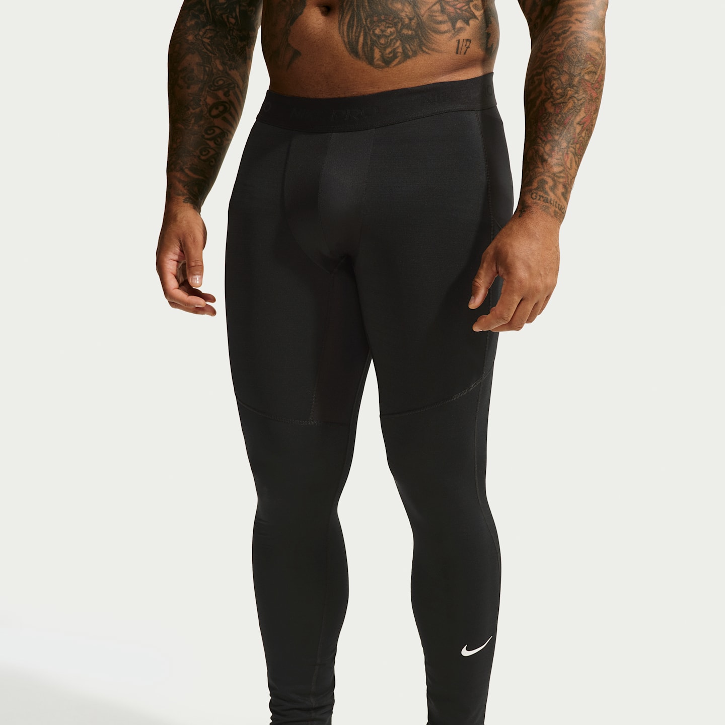 Мужские утеплённые тайтсы Nike Pro Warm, цвет: Чёрный / Белый — фото 9