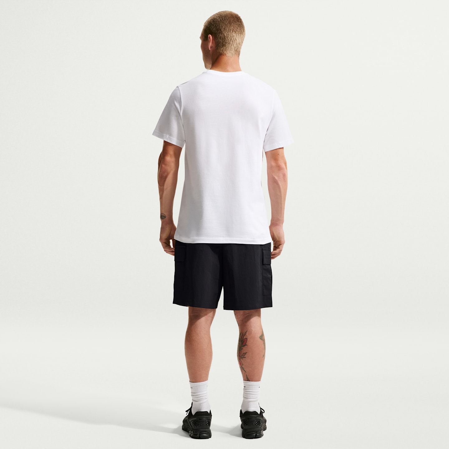 Мужские шорты Nike Sportswear Club Utility, цвет: Чёрный / Белый — фото 5