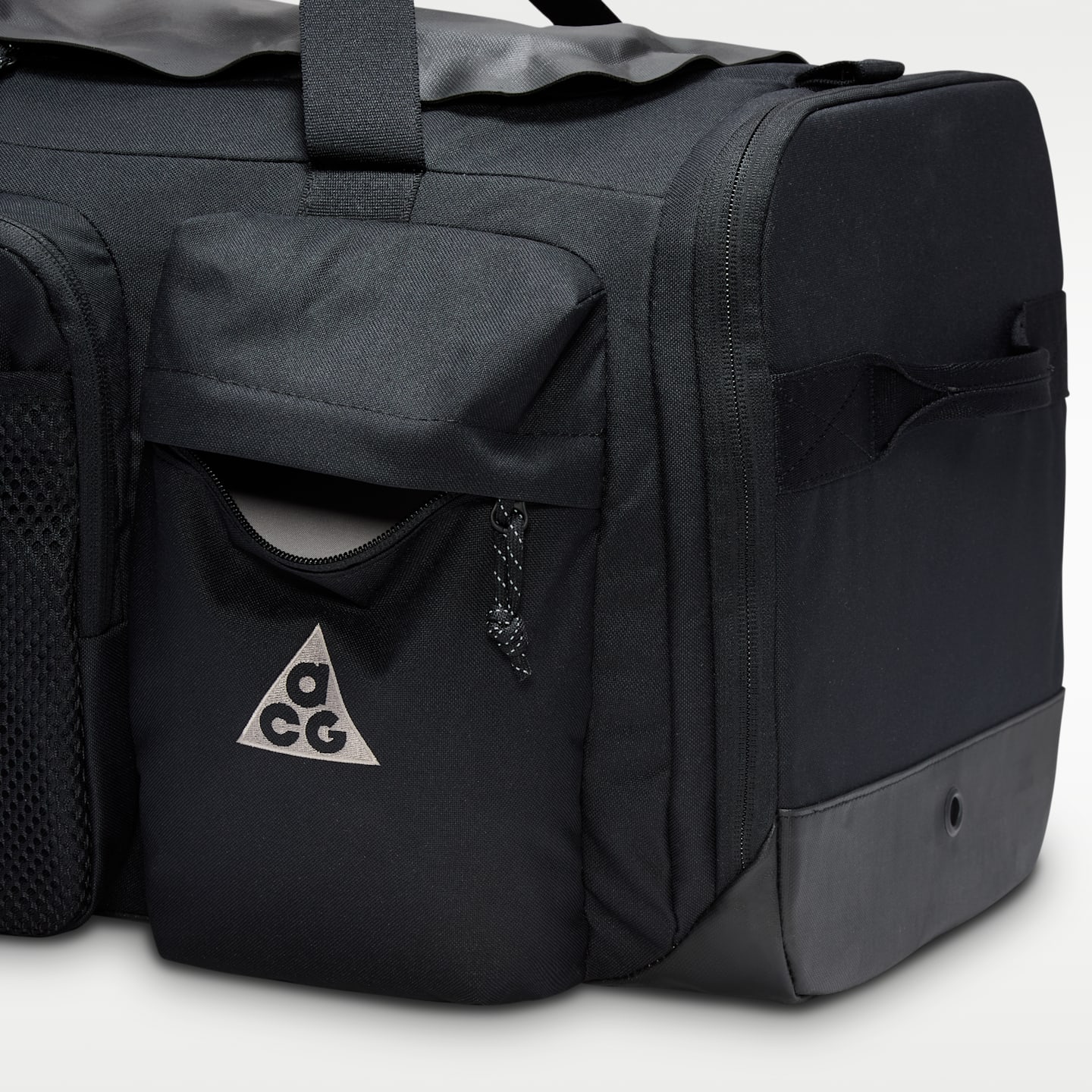 Дорожная сумка Nike ACG Daymax, 60 л, цвет: Чёрный / Серый — фото 10