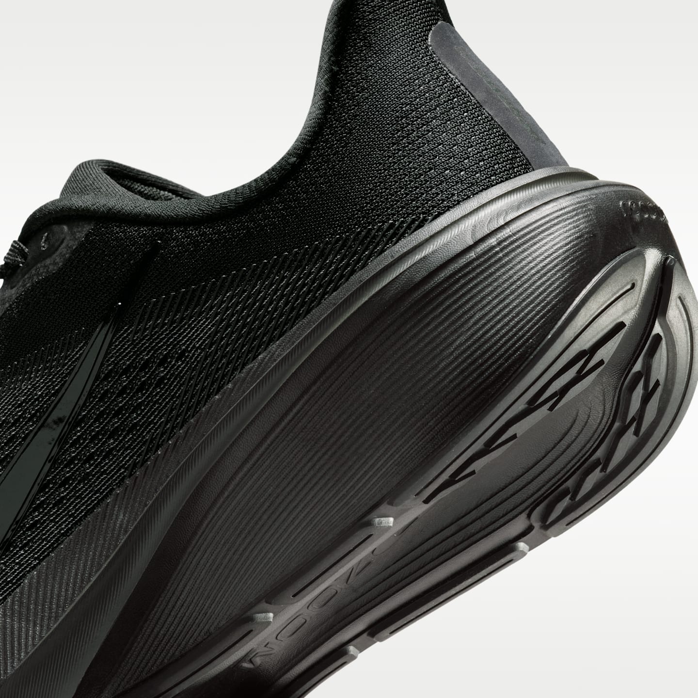 Женские кроссовки Nike Pegasus 42 Road Running Shoes (Wide), цвет: Чёрный / Антрацитовый — фото 8
