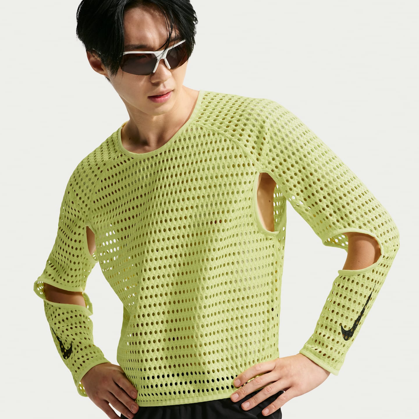 Мужской топ Nike Radical AirFlow Aero-FIT Long-Sleeve Running Top, цвет: Светлый лимонный / Чёрный — фото 1