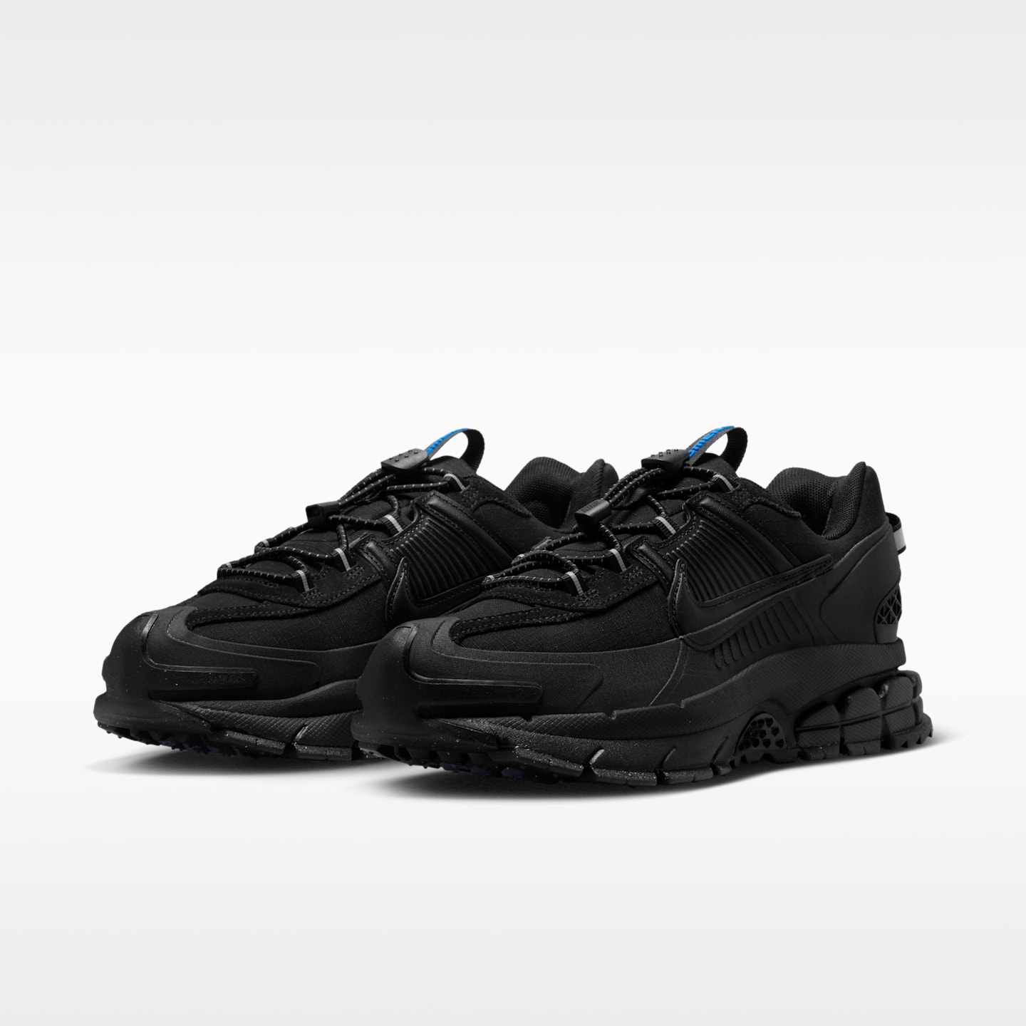 Женские кроссовки Nike Zoom Vomero Roam Winterized, цвет: Чёрный / Синий — фото 5