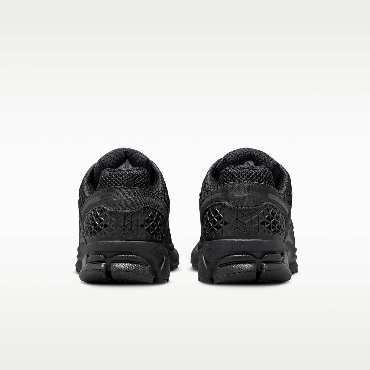 Мужские кроссовки Nike Zoom Vomero 5, цвет: Чёрный — фото 6