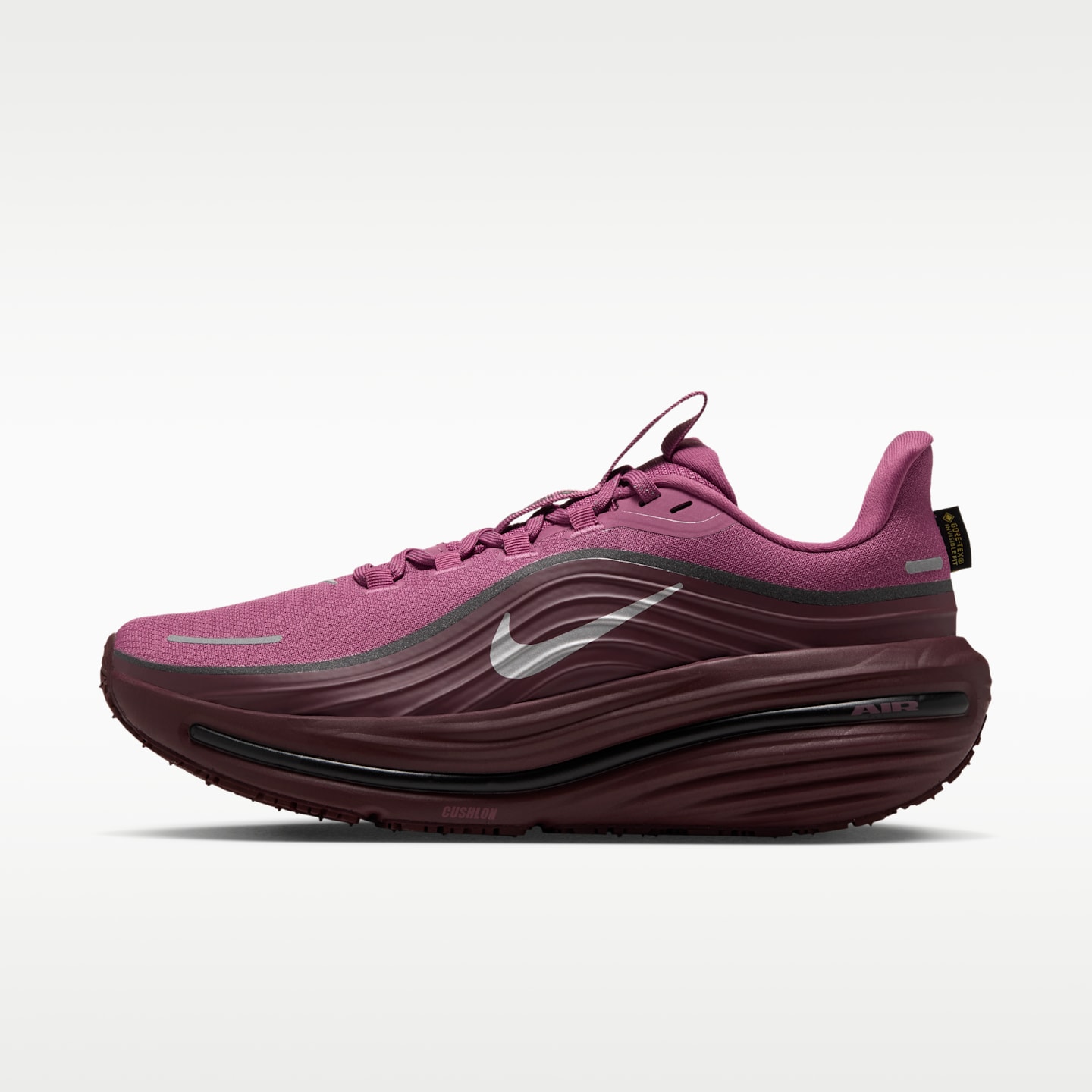 Женские кроссовки Nike Winflo 12 GORE-TEX Waterproof Road Running, цвет: Розовый дымчатый / Чёрный — фото 1