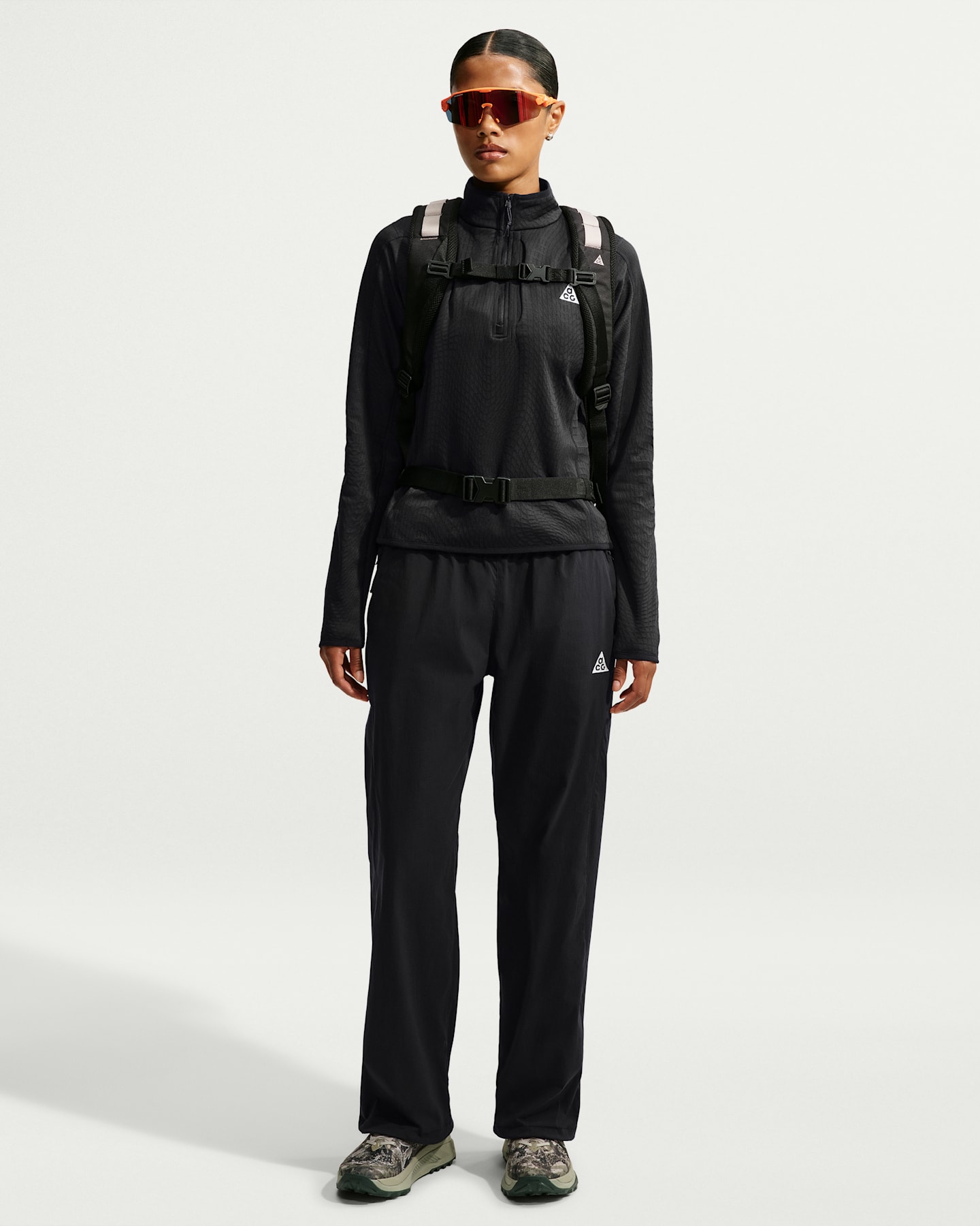 Женские брюки для походов Nike ACG High Stakes, цвет: Чёрный / Снежный белый — фото 7
