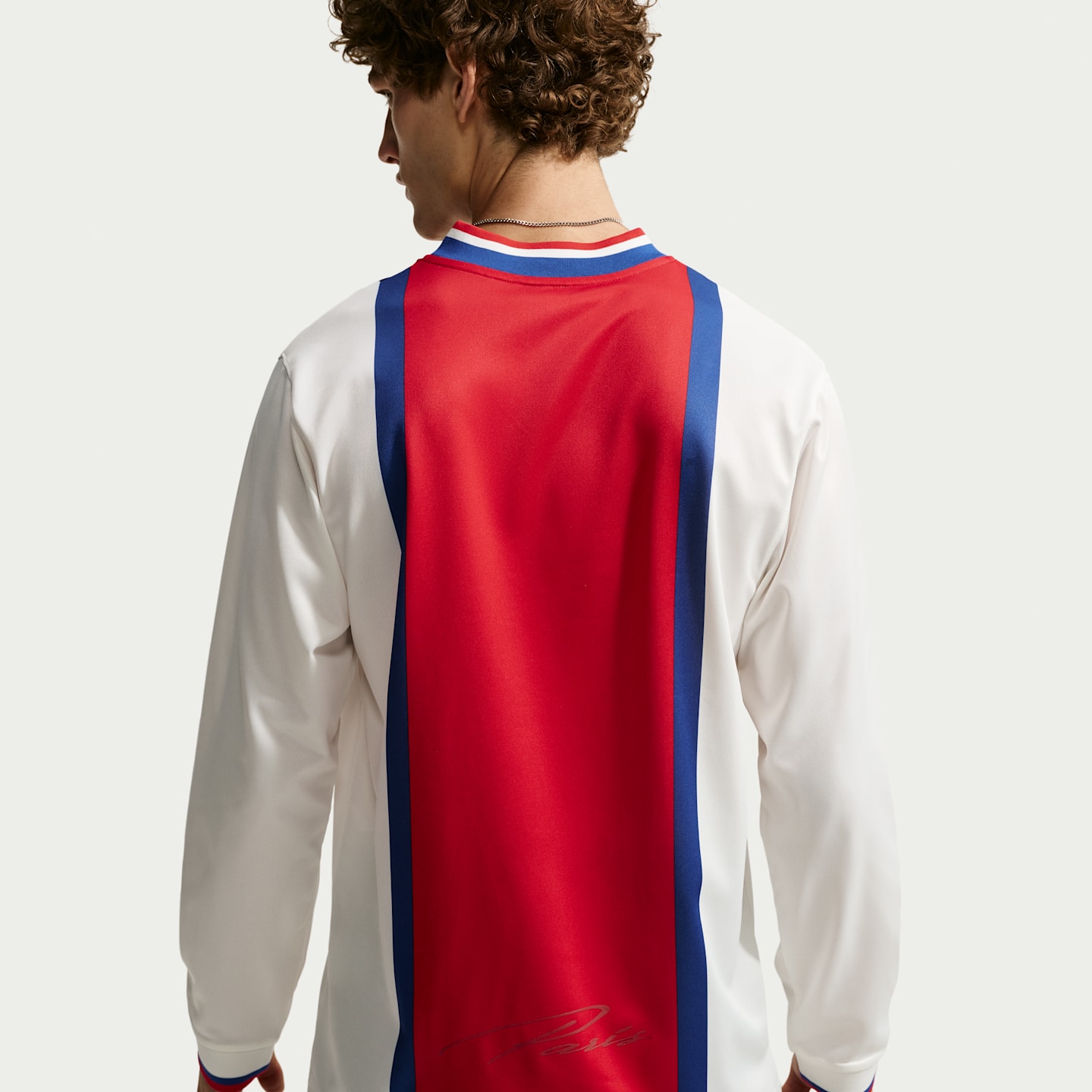 Мужское футбольное джерси с длинными рукавами Nike Paris Saint-Germain Energy Away Dri-FIT, цвет: Молочный / Красный — фото 2