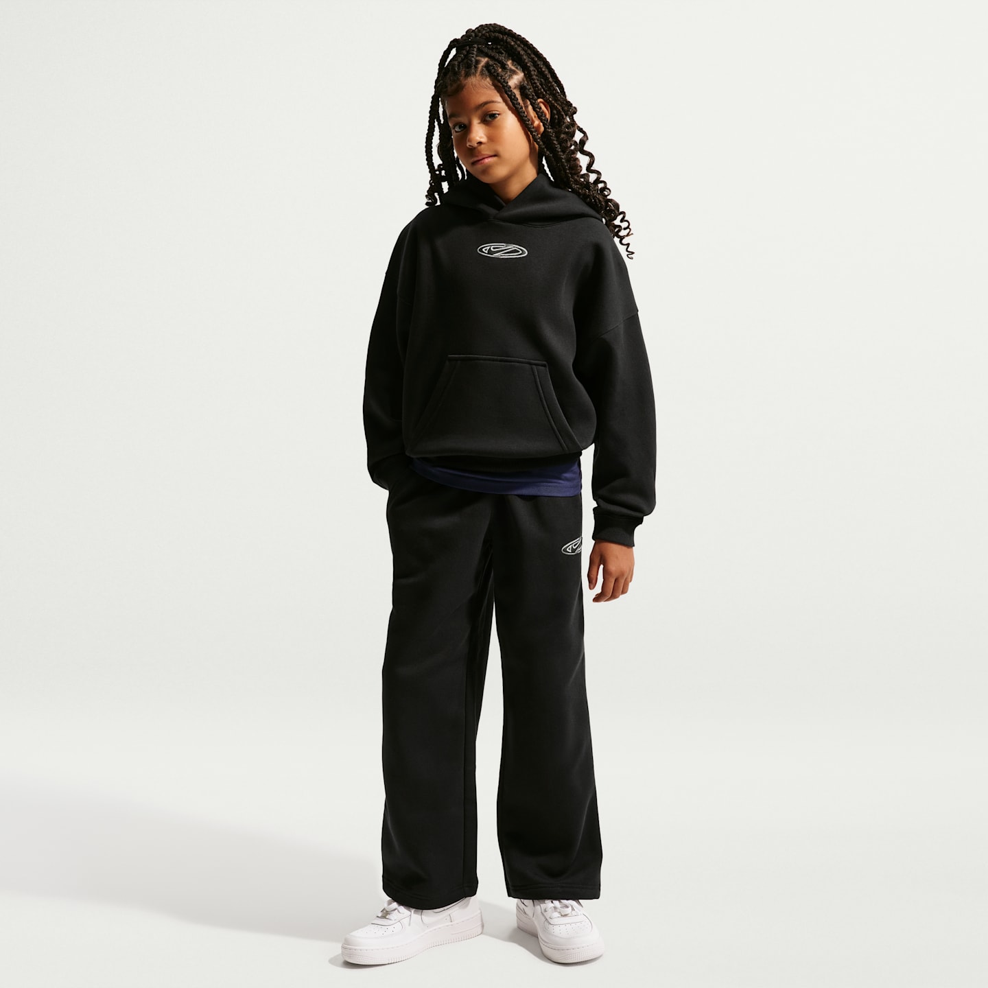 Детское худи Nike Sportswear Club Fleece оверсайз, цвет: Чёрный / Белый — фото 6