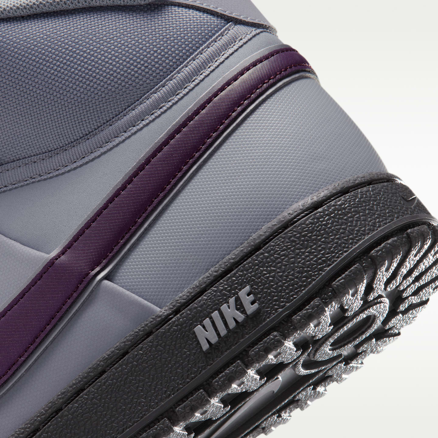 Мужские кроссовки Nike Court Vision Mid SE Winterized, цвет: Волчий серый / Железный серый — фото 8