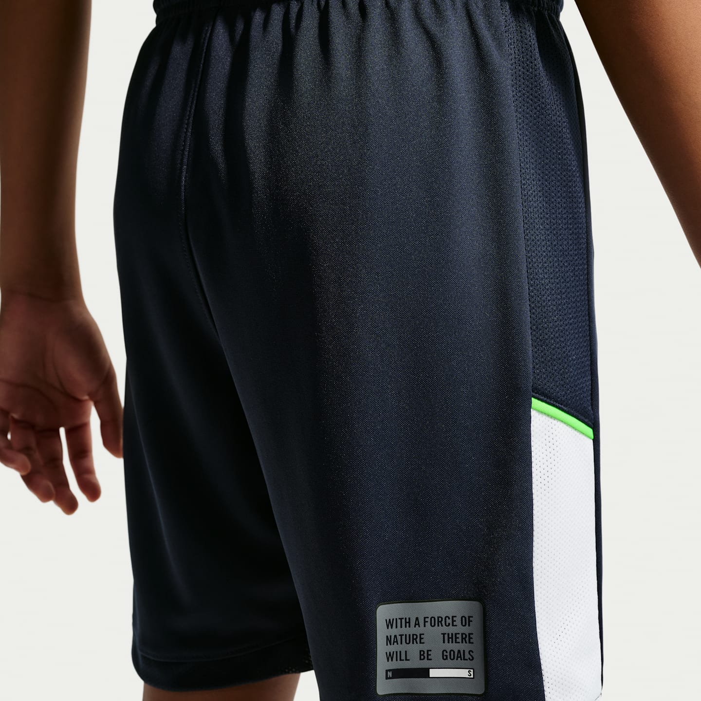 Детские футбольные шорты Nike Erling Haaland Academy Dri-FIT, цвет: Обсидиановый / Белый — фото 4
