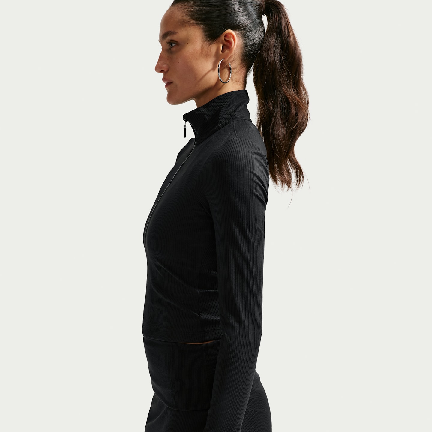 Женский облегающий топ в рубчик Nike Sportswear Chill Knit на молнии 1/4, большие размеры, цвет: Чёрный / Молочный — фото 2