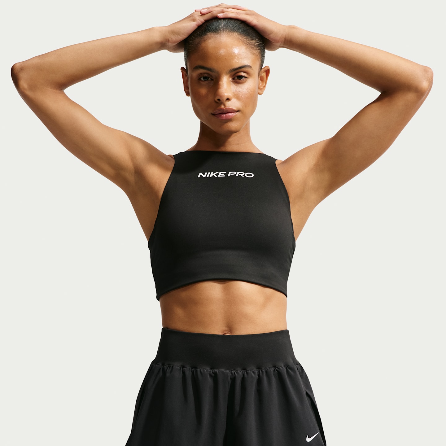 Женские шорты Nike Pro Sculpt Dri-FIT 2-в-1 3" с высокой талией, цвет: Чёрный / Белый — фото 2