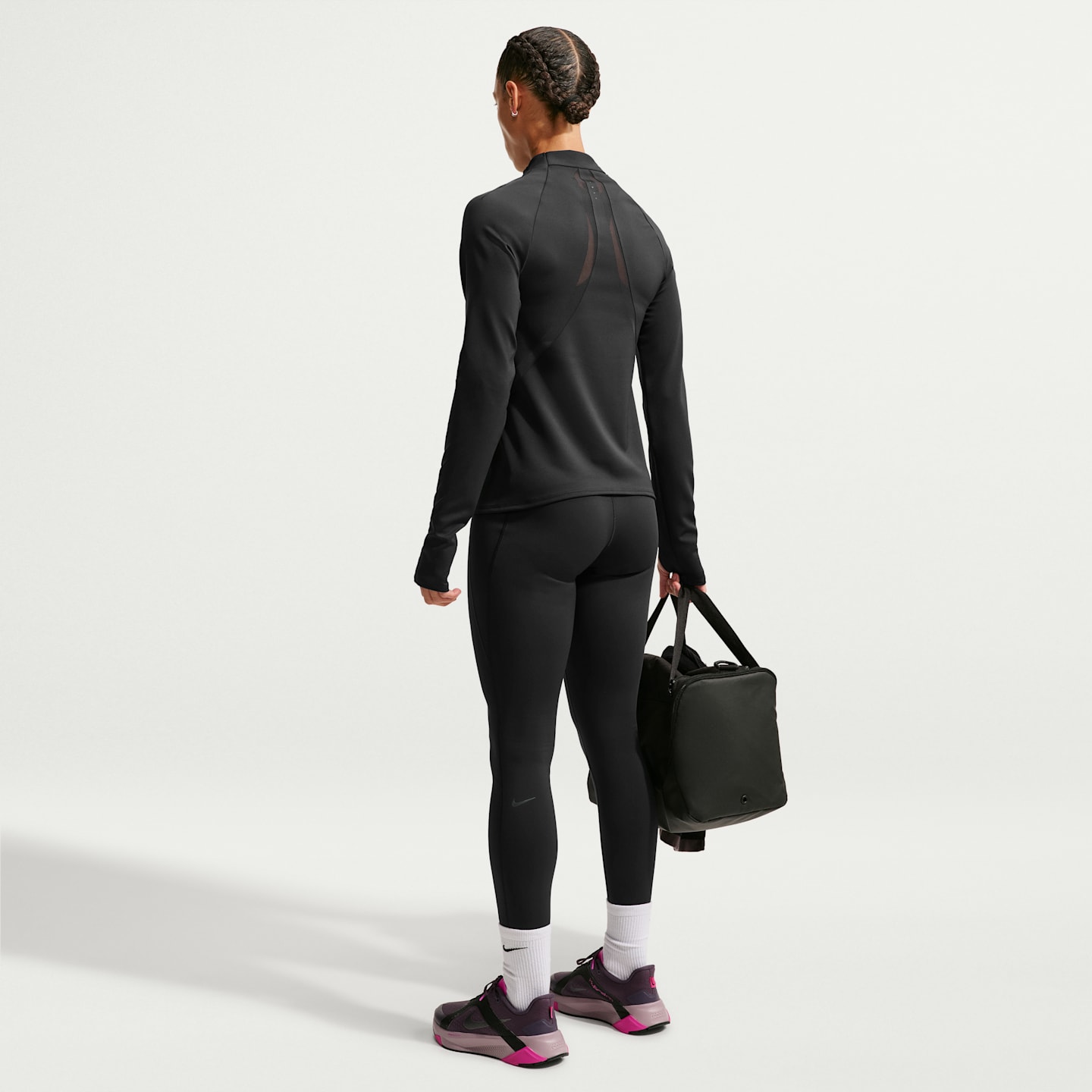 Женский топ Nike Universa на молнии 1/4 с длинным рукавом, цвет: Чёрный / Антрацитовый — фото 5