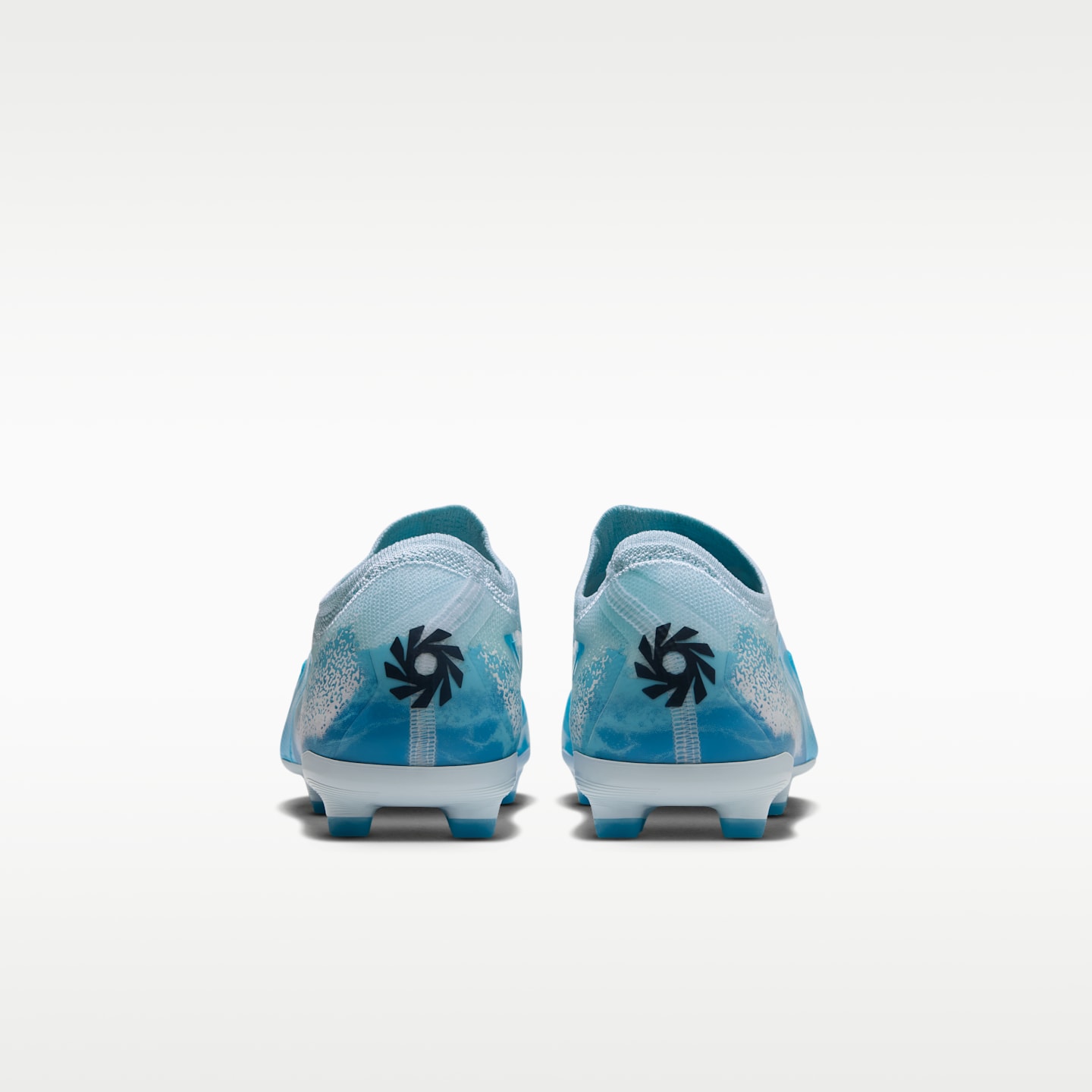 Детские бутсы Nike Jr. Phantom 6 Low Pro Multi-Ground Soccer Cleats, цвет: Синий — фото 6