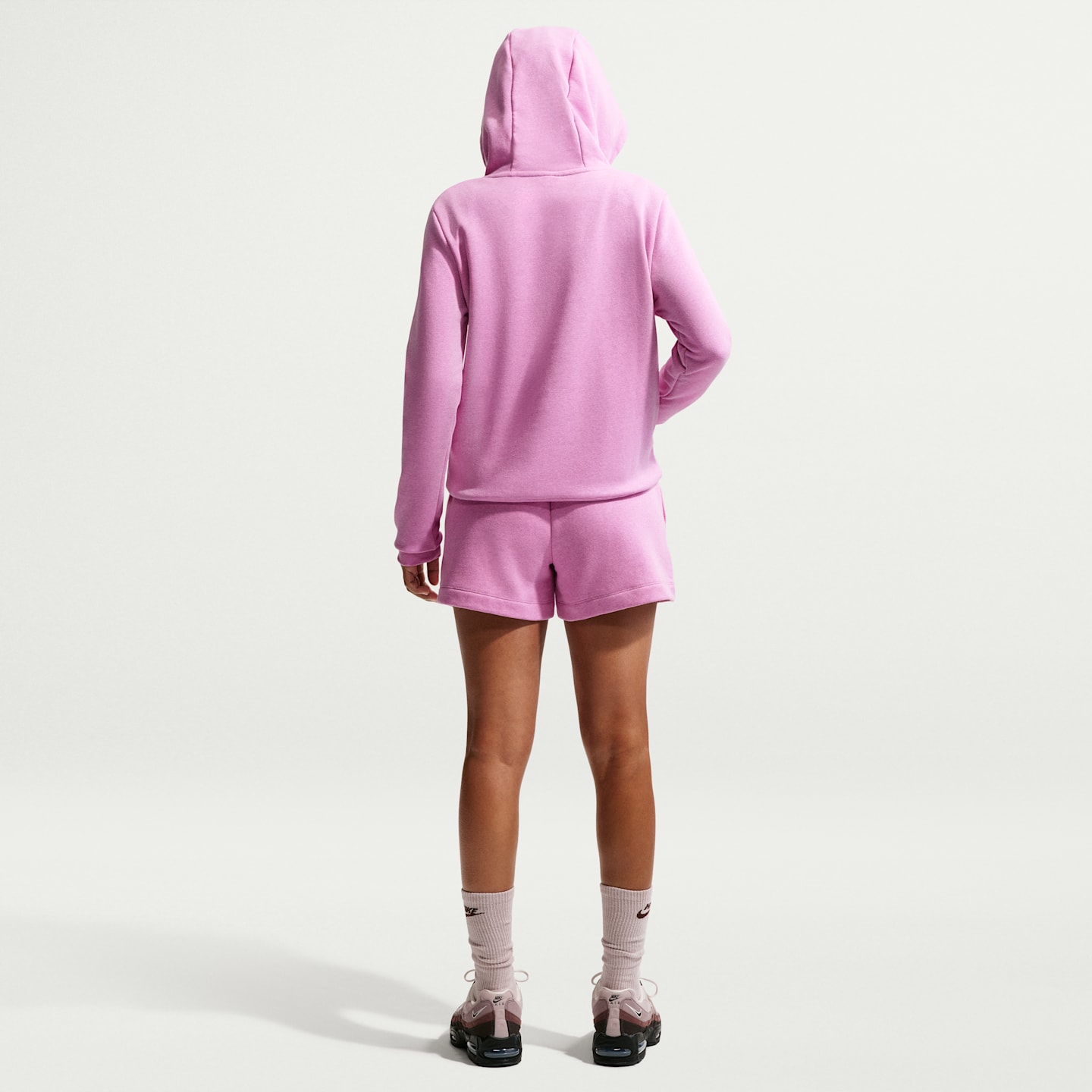 Женские шорты Nike Sportswear Club Fleece со средней посадкой, цвет: Пурпурный / Меланжевый — фото 5