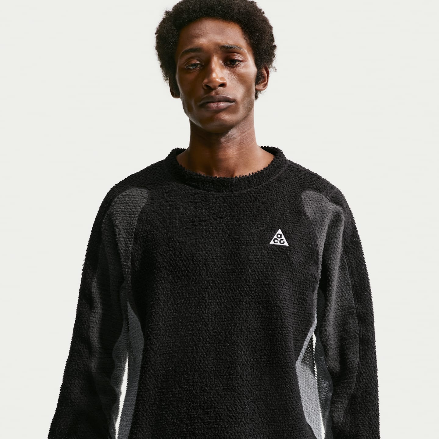 Женский топ Nike ACG Wolf Lichen Crew-Neck Top, цвет: Чёрный / Антрацитовый — фото 1