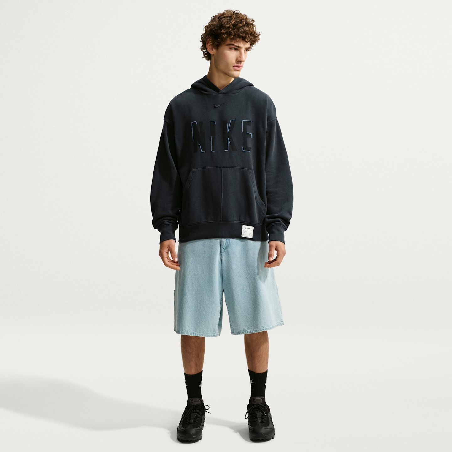 Мужское худи-пуловер Nike Sportswear, цвет: Почти чёрный — фото 4