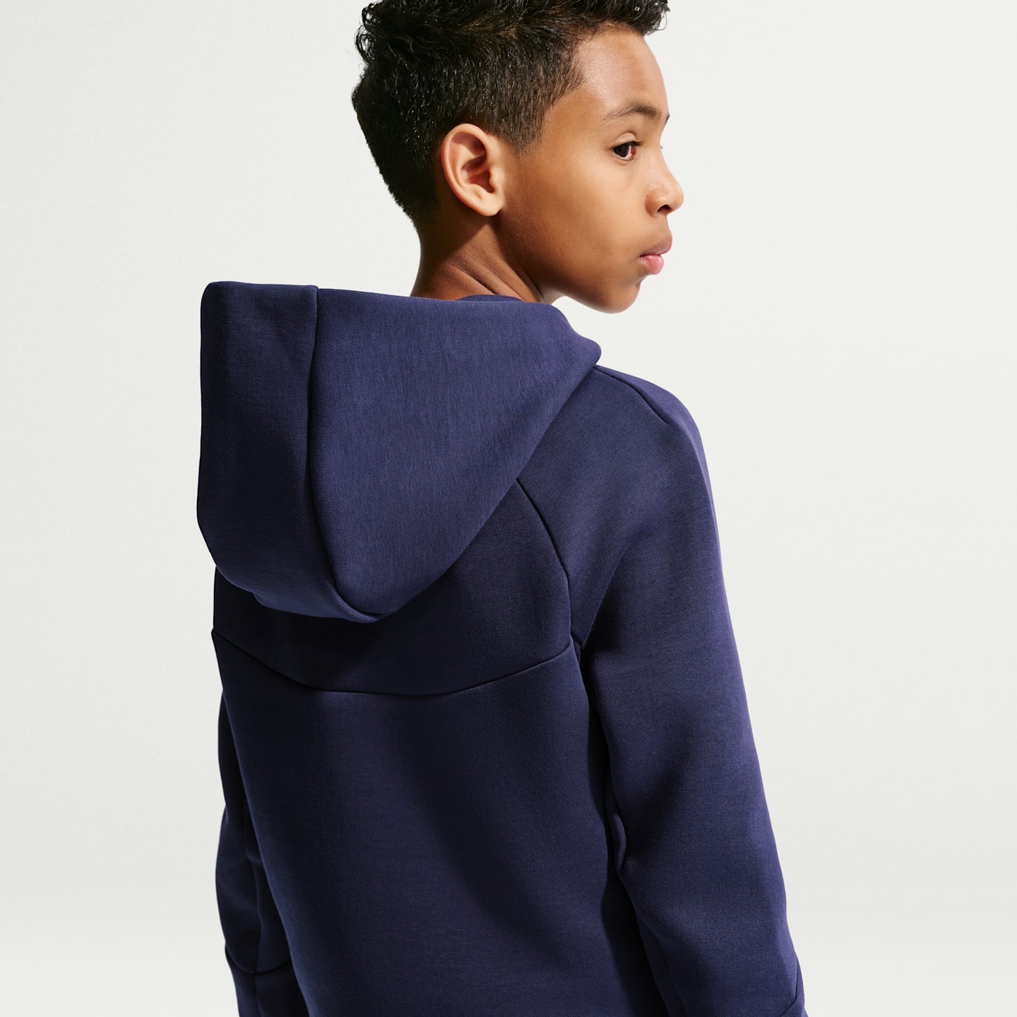 Детское футбольное худи на молнии Nike FC Barcelona Tech Fleece для мальчиков, цвет: Синий / Минеральный жёлтый — фото 2