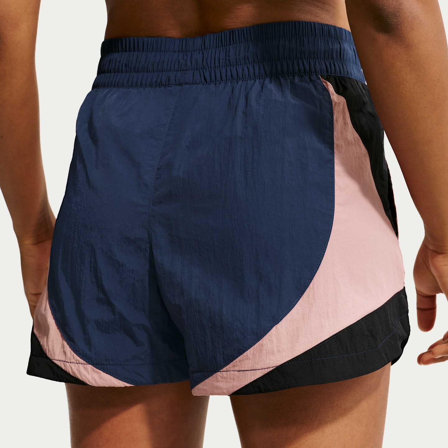 Женские спортивные шорты Nike Sportswear 3" свободного кроя со средней посадкой, цвет: Тёмно-синий / Чёрный — фото 3