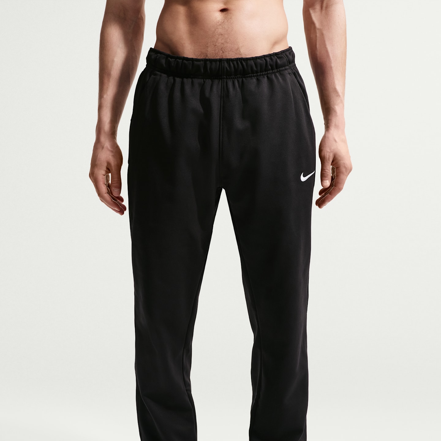 Мужские брюки Nike Therma Therma-FIT для фитнеса с открытым низом, цвет: Чёрный / Белый — фото 2