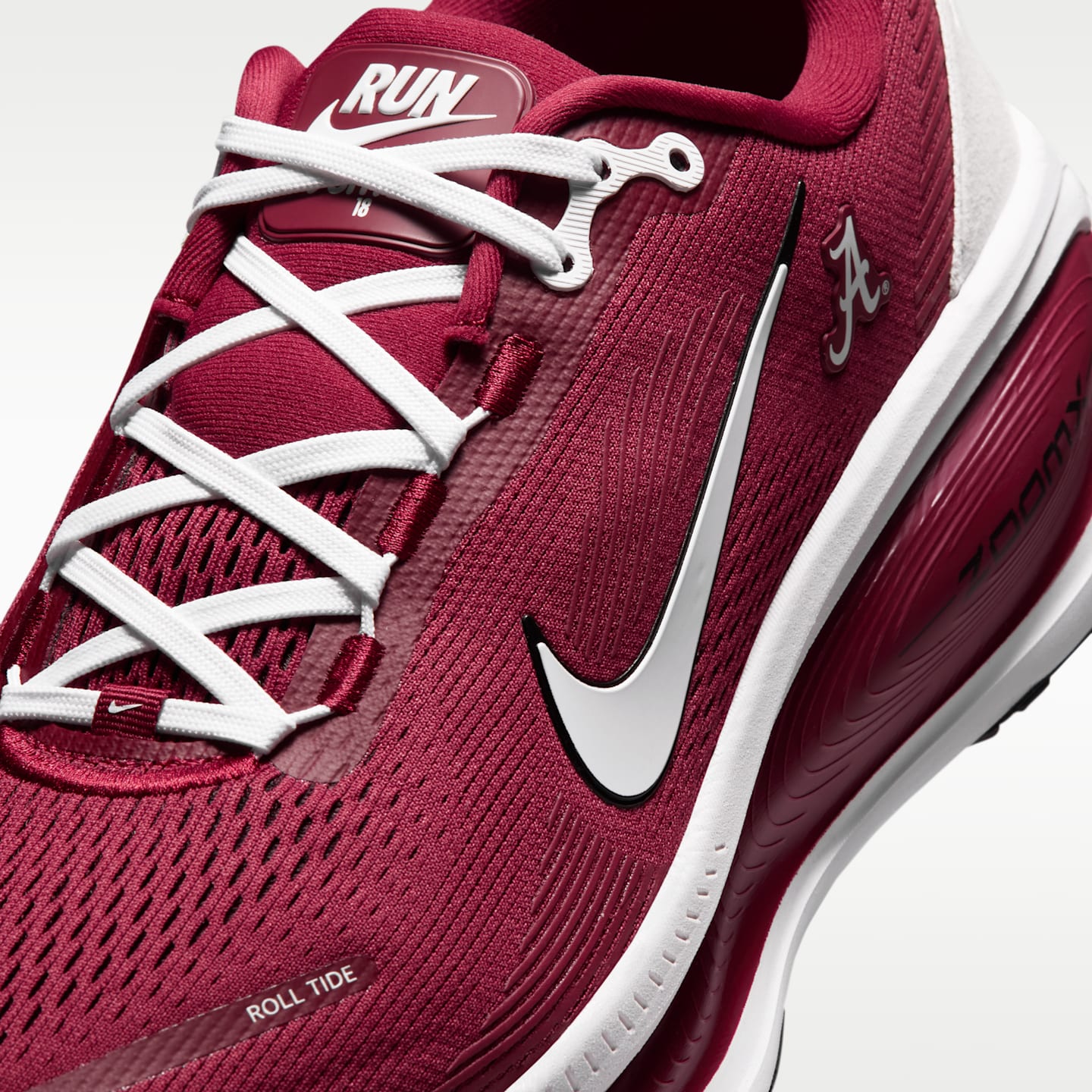 Мужские кроссовки Nike College Vomero 18 (Alabama) Road Running, цвет: Малиновый / Чёрный — фото 7