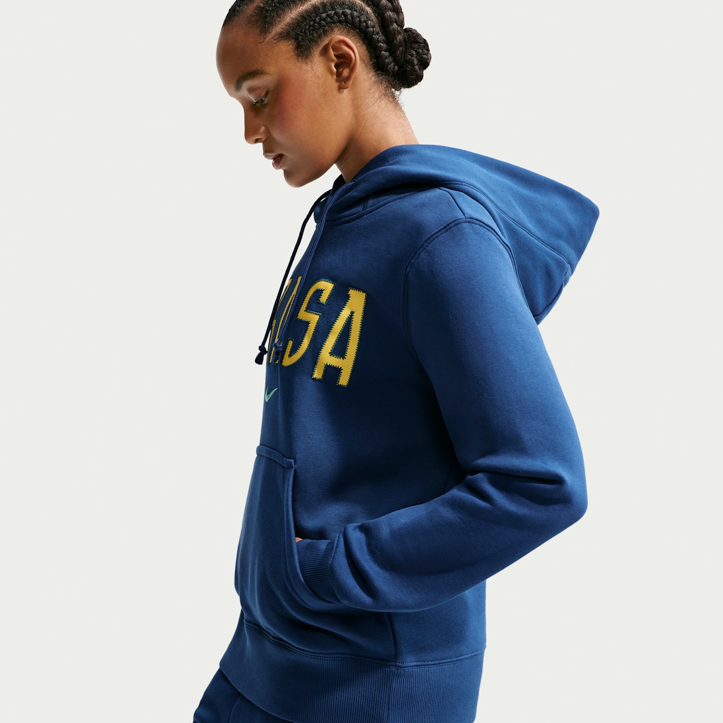 Женское футбольное флисовое худи Nike Brazil Phoenix, цвет: Синий — фото 3