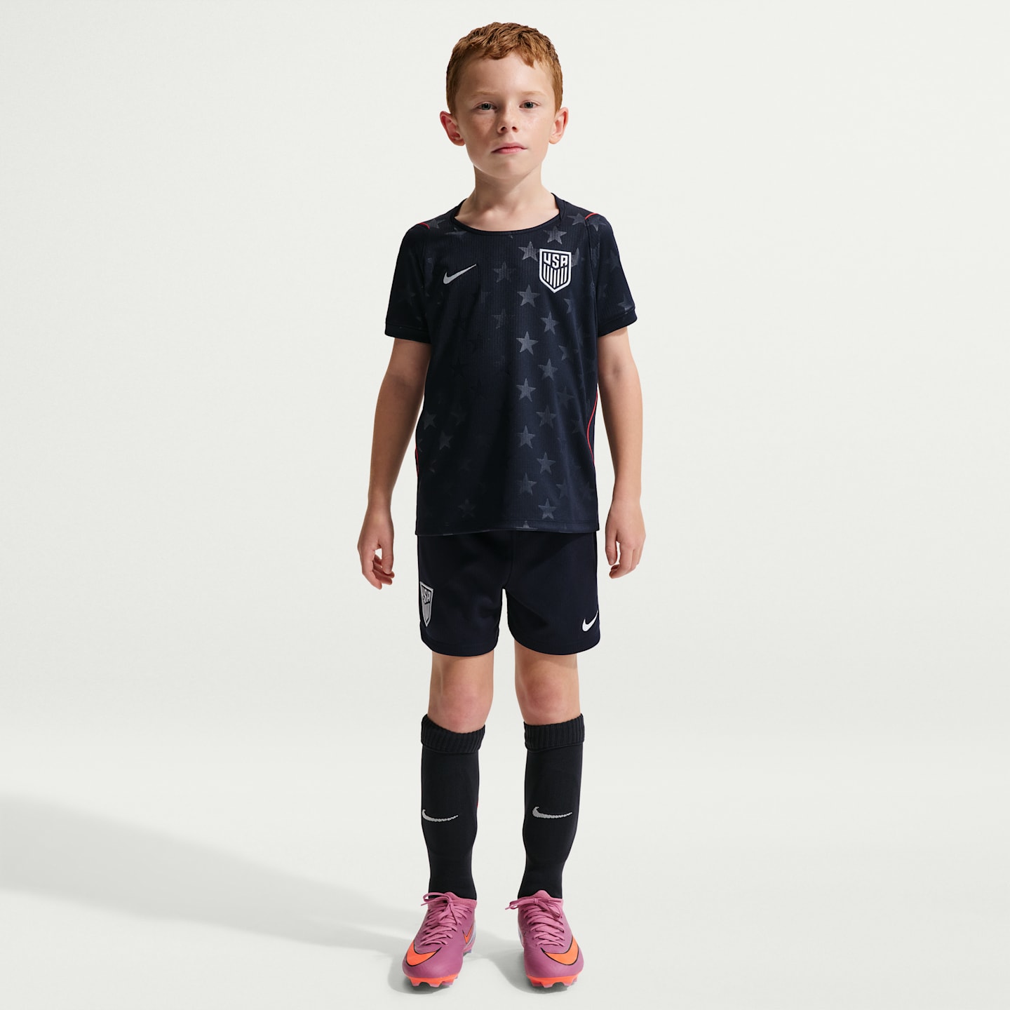 Детский футбольный комплект Nike Usmnt 2026 Stadium Away из 3 предметов, цвет: Обсидиановый / Красный — фото 1
