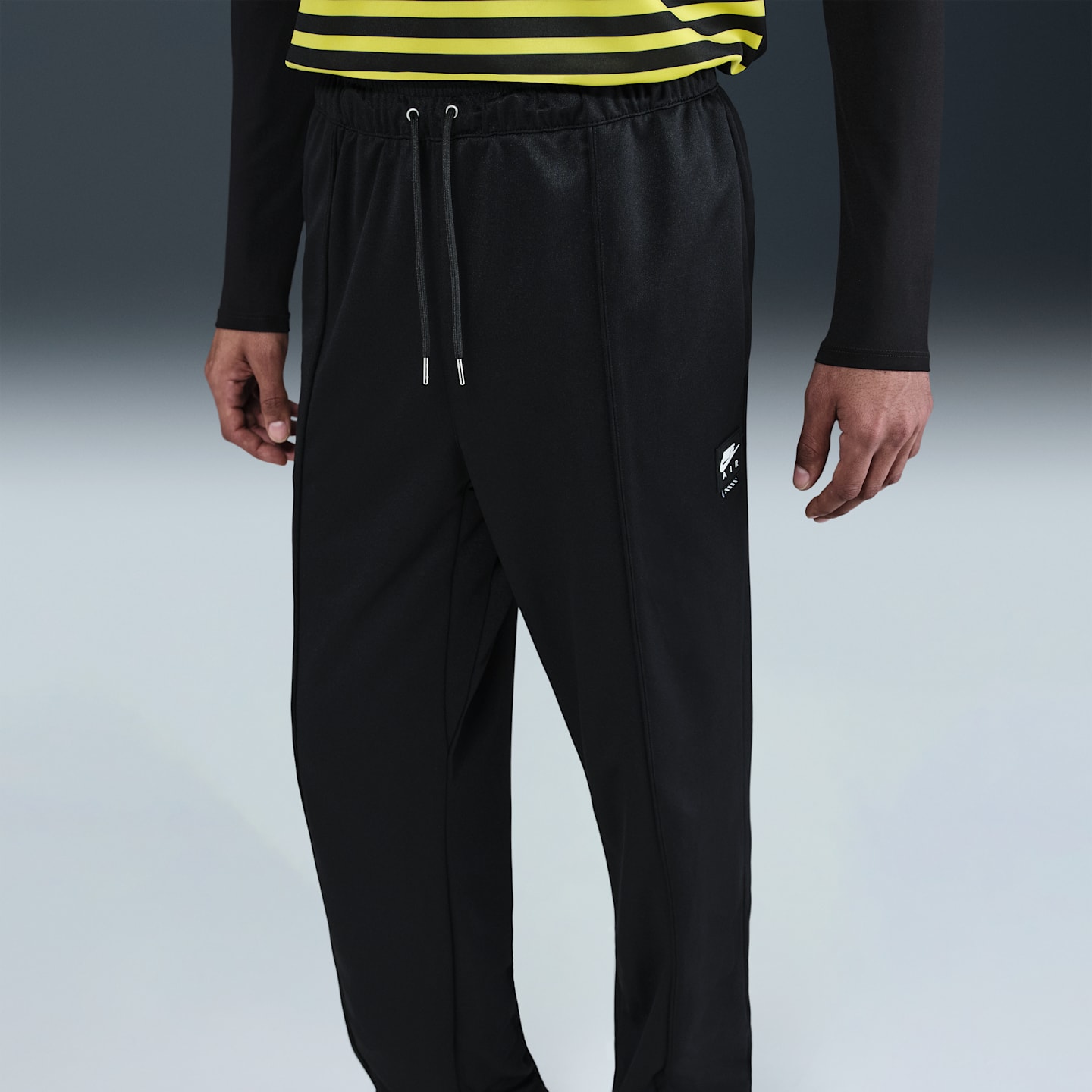 Мужские спортивные брюки Nike Sportswear Air из полиэстерового трикотажа, цвет: Чёрный — фото 2