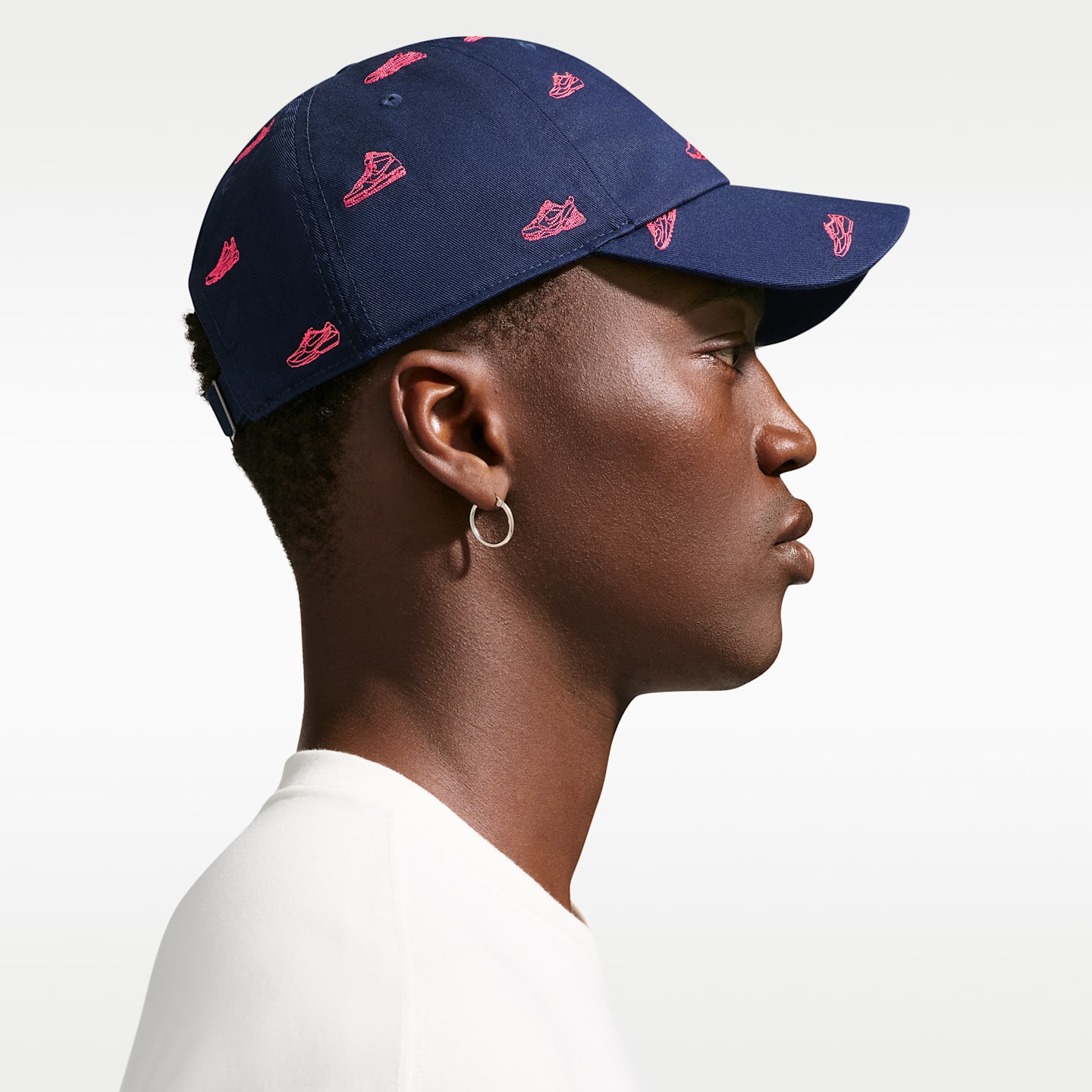 Кепка для гольфа Nike Club неструктурированная, цвет: Тёмно-синий / Hot Lava — фото 2