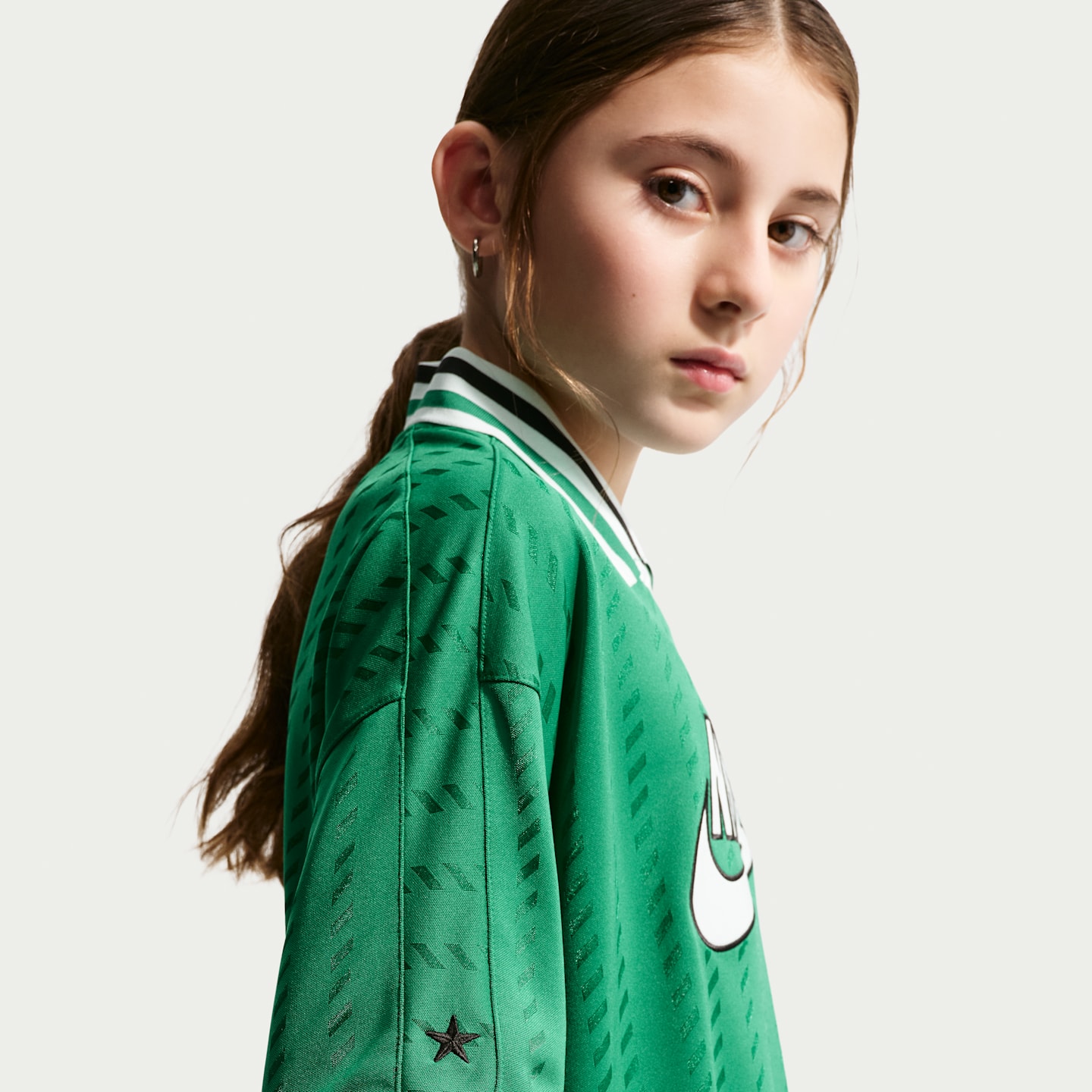 Детское джерси Nike Sportswear с коротким рукавом, цвет: Зелёный / Чёрный — фото 4