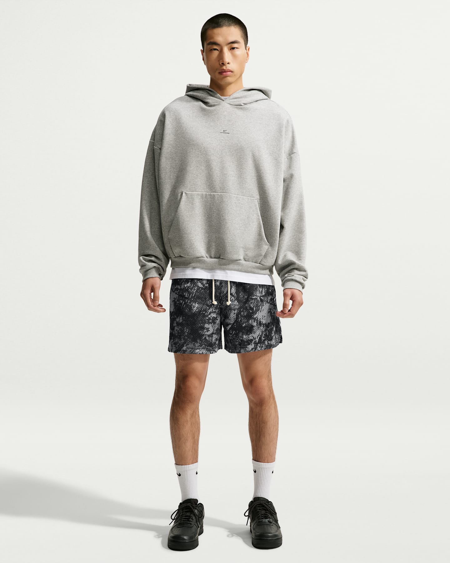 Мужские баскетбольные шорты Nike Standard Issue, цвет: Железный серый / Бледная слоновая кость — фото 6