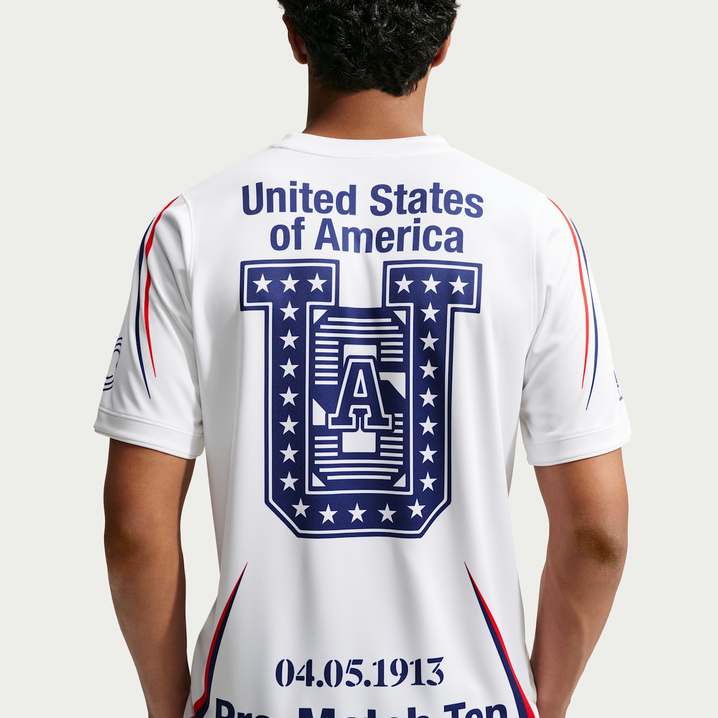 Мужской футбольный топ с короткими рукавами Nike USA x V.A.A. Academy Pro, цвет: Белый / Королевский синий — фото 2