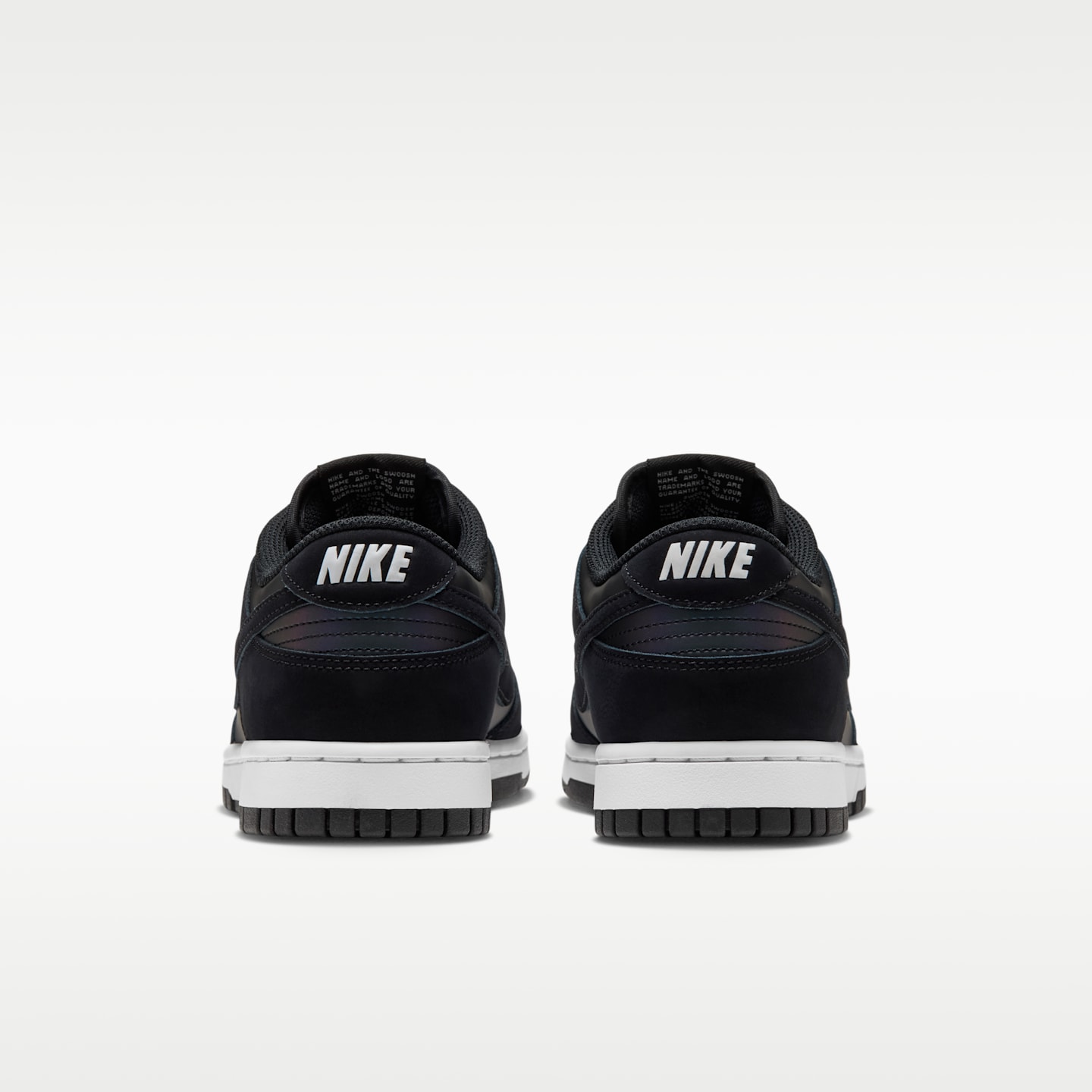 Женские кроссовки Nike Dunk Low, цвет: Чёрный / Белый — фото 6